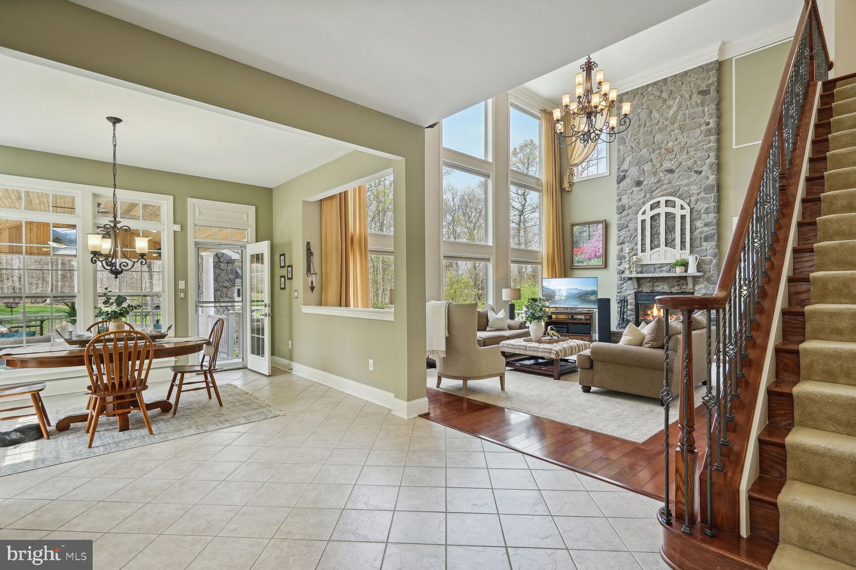 NIRVANA PALACE - Residential