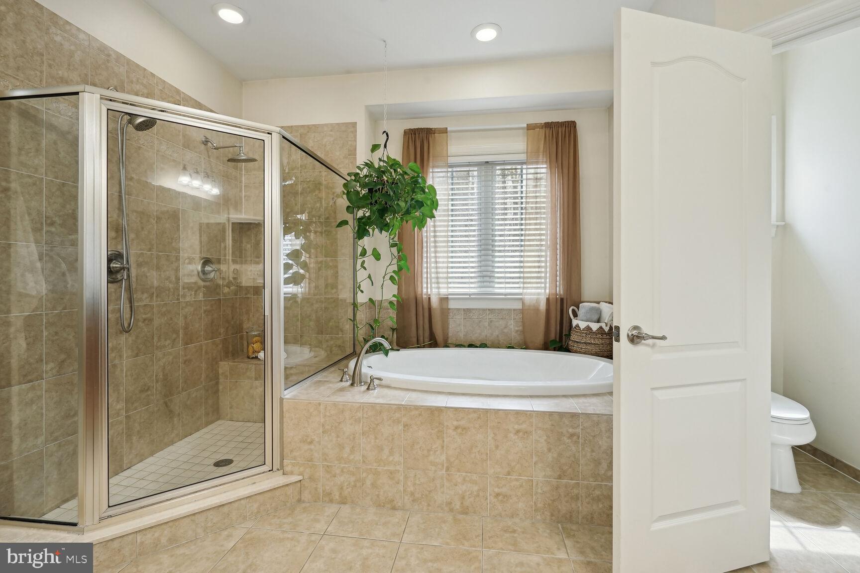 NIRVANA PALACE - Residential