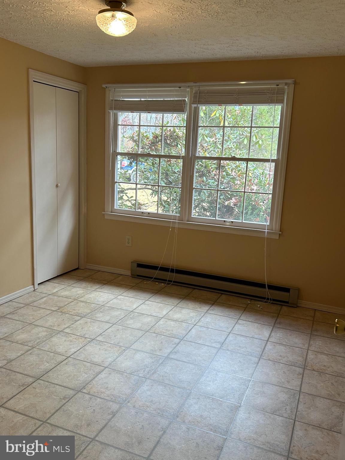 ROLLING HILLS ESTATES - Residential