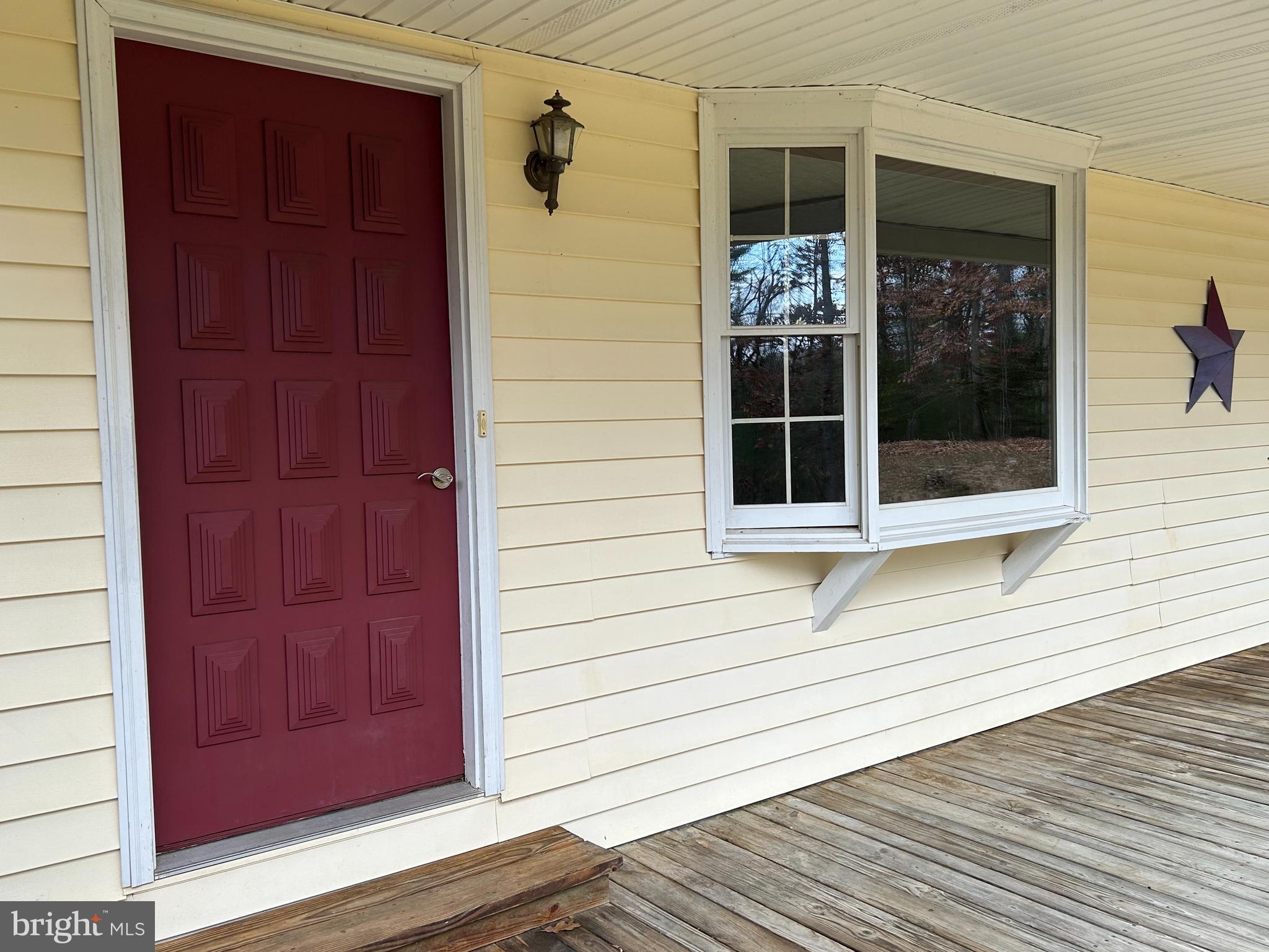 ROLLING HILLS ESTATES - Residential