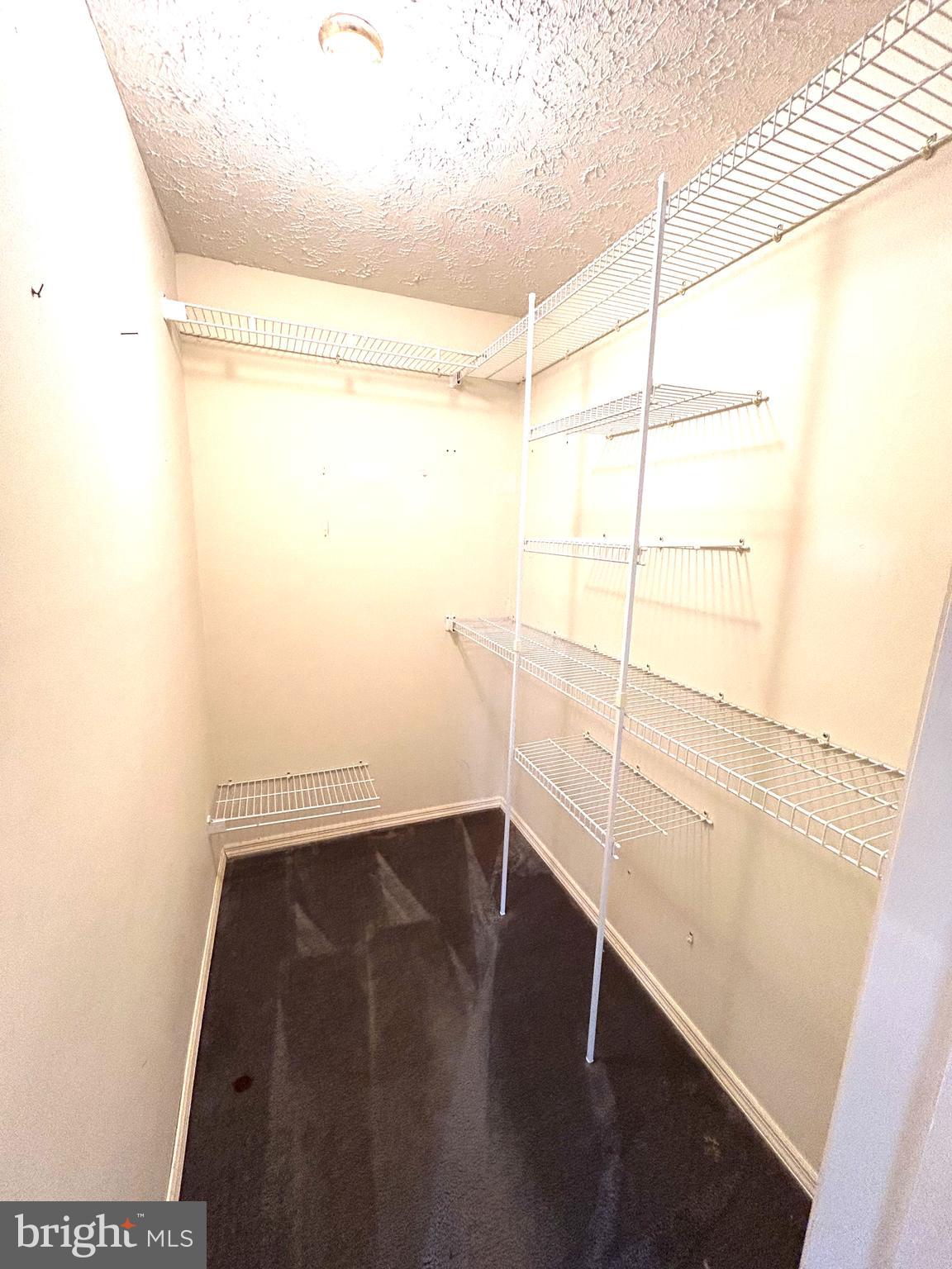 ROLLING HILLS ESTATES - Residential