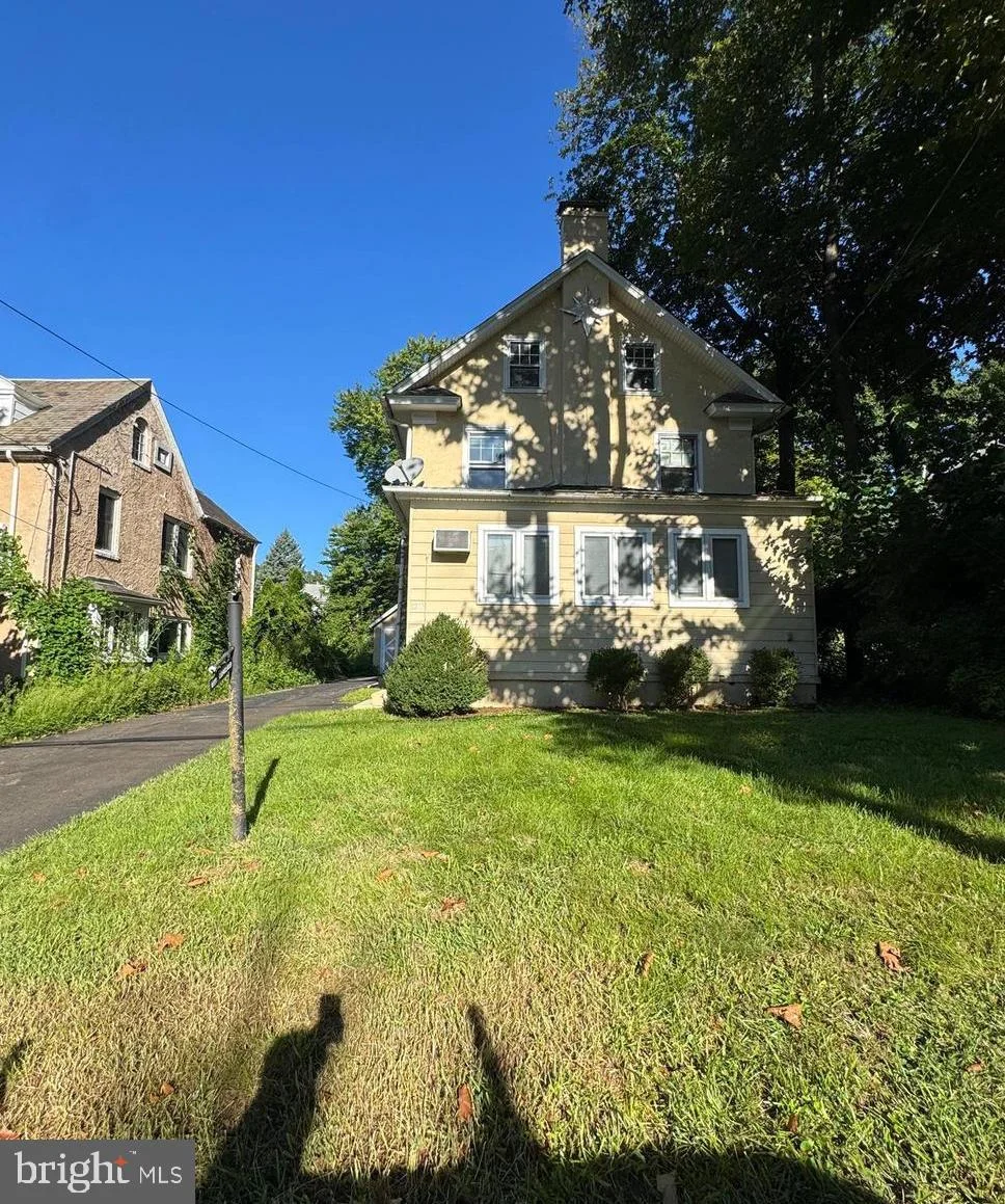 8210 Cadwalader Avenue, Elkins Park, PA, 19027