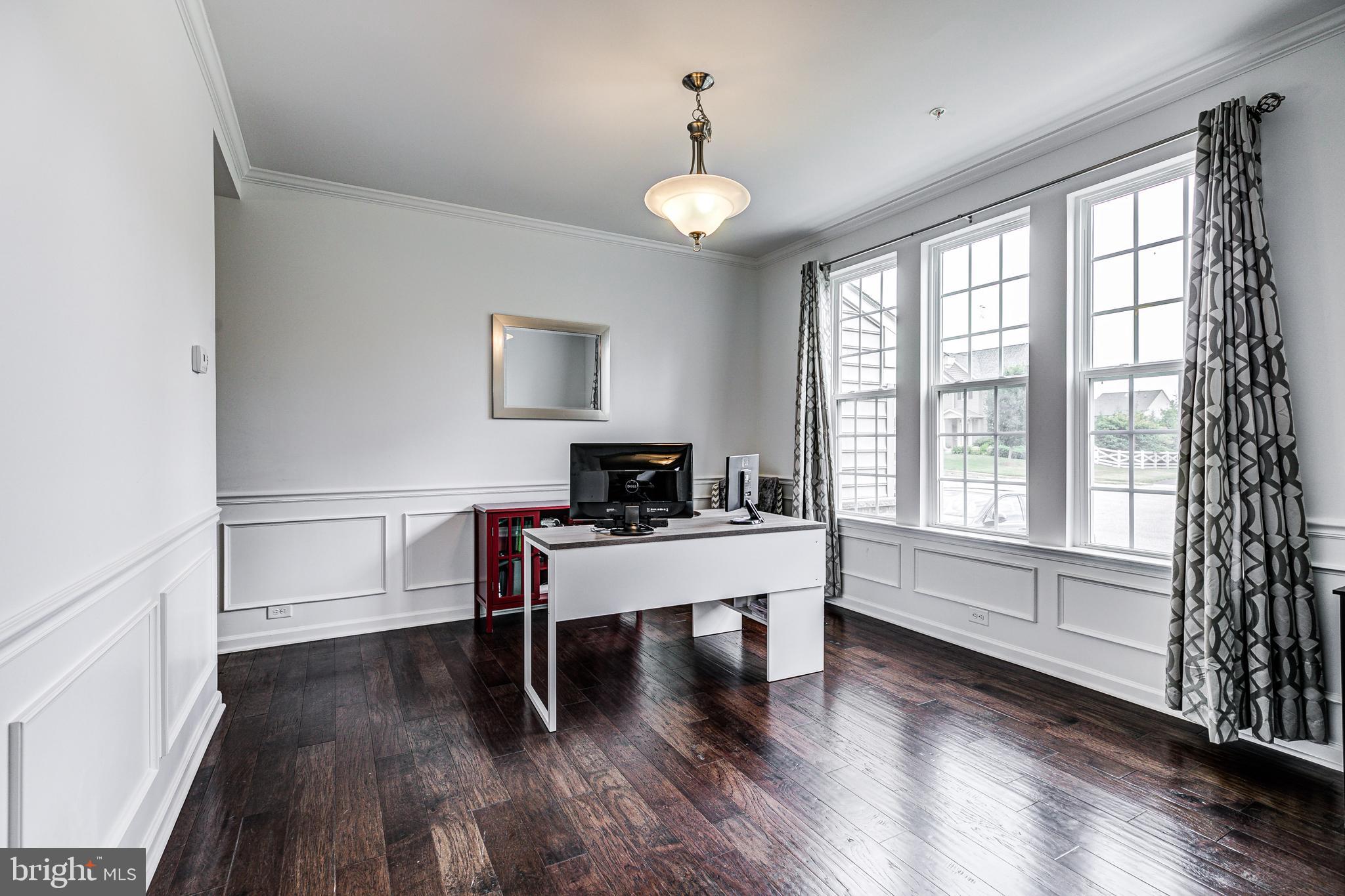 SABER RIDGE - Residential