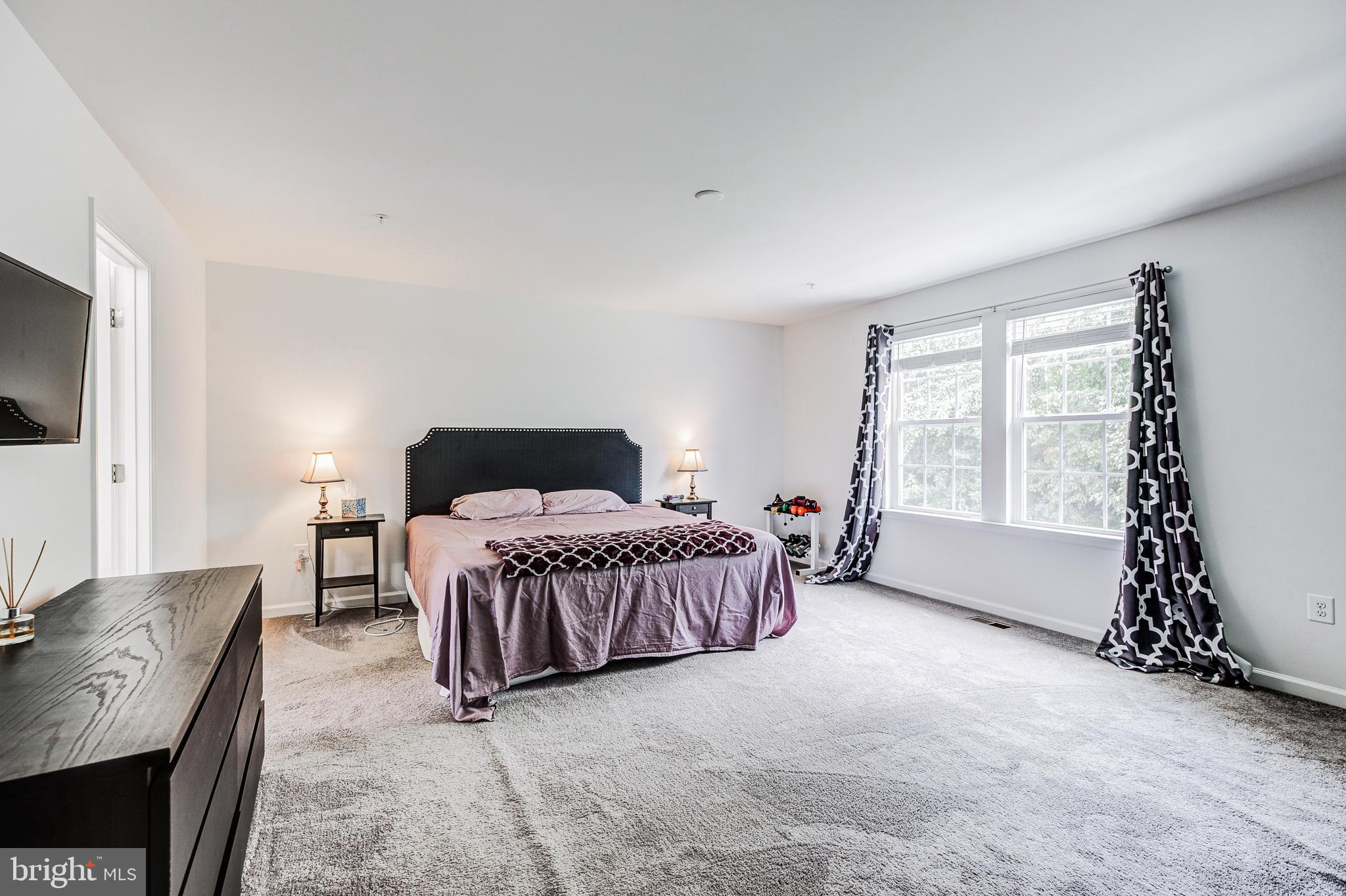 SABER RIDGE - Residential