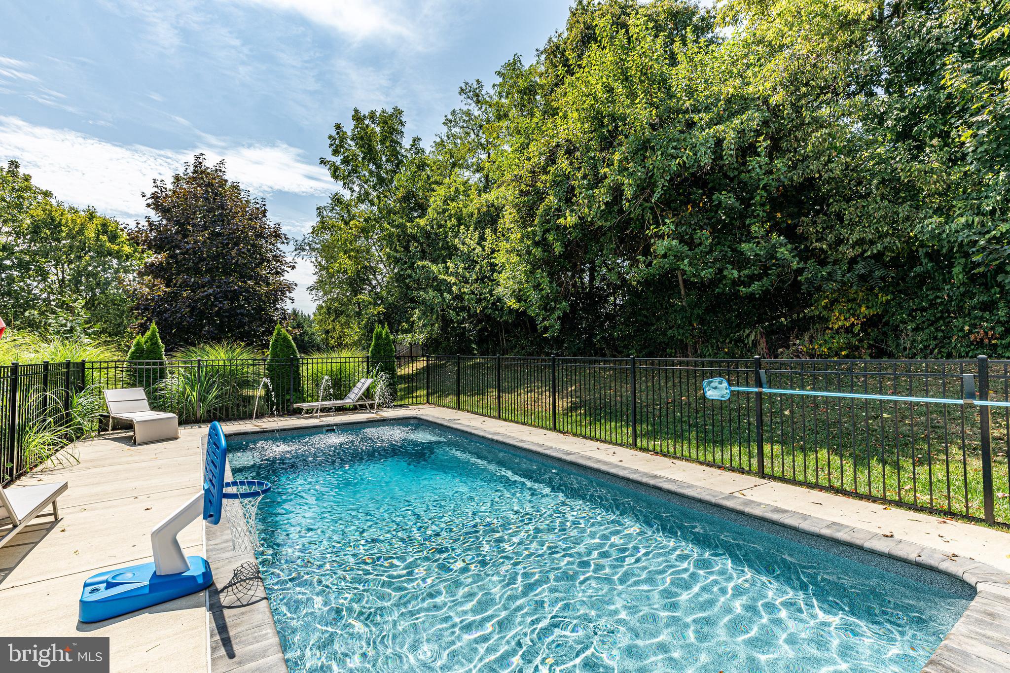 SABER RIDGE - Residential