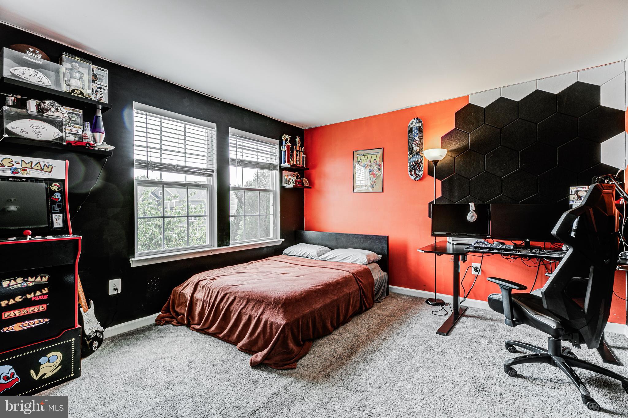 SABER RIDGE - Residential