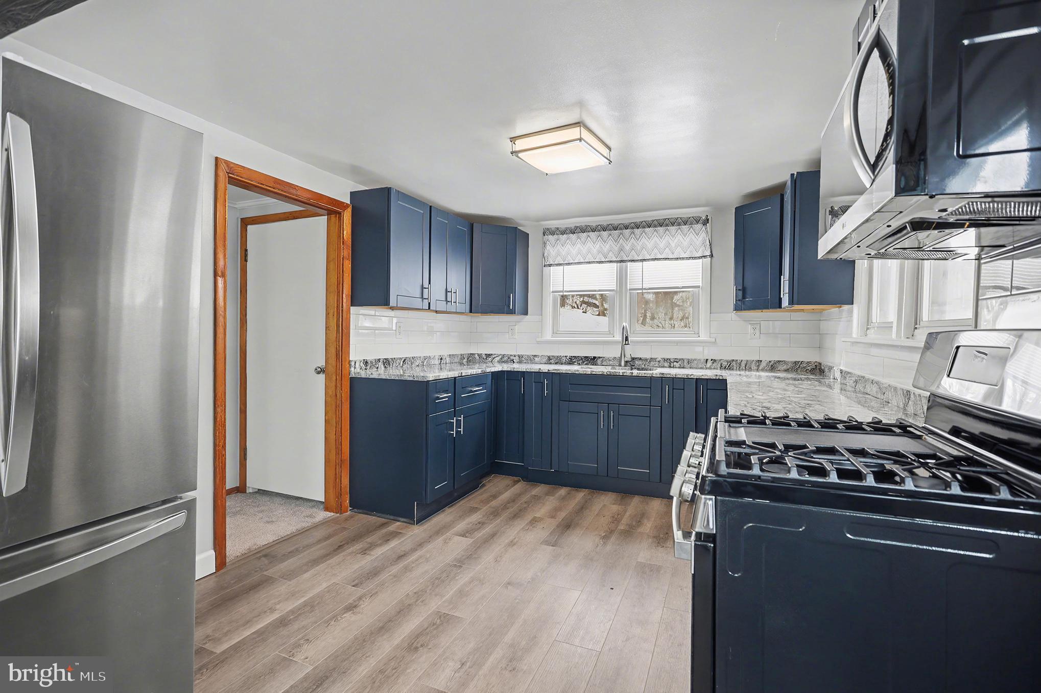 MURPHYS HOLLOW - Residential