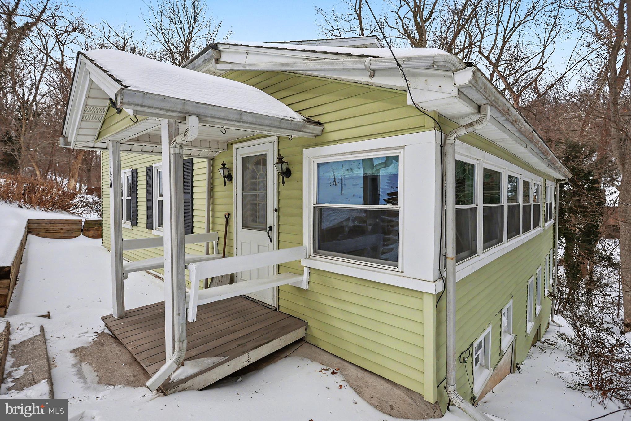 MURPHYS HOLLOW - Residential