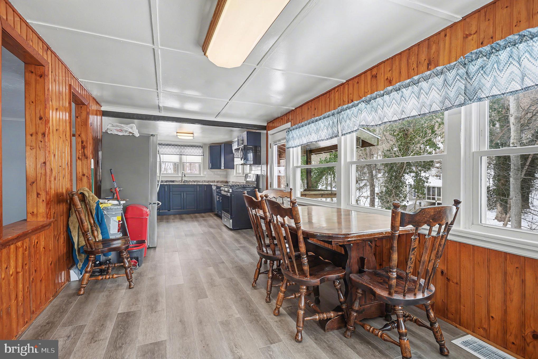 MURPHYS HOLLOW - Residential