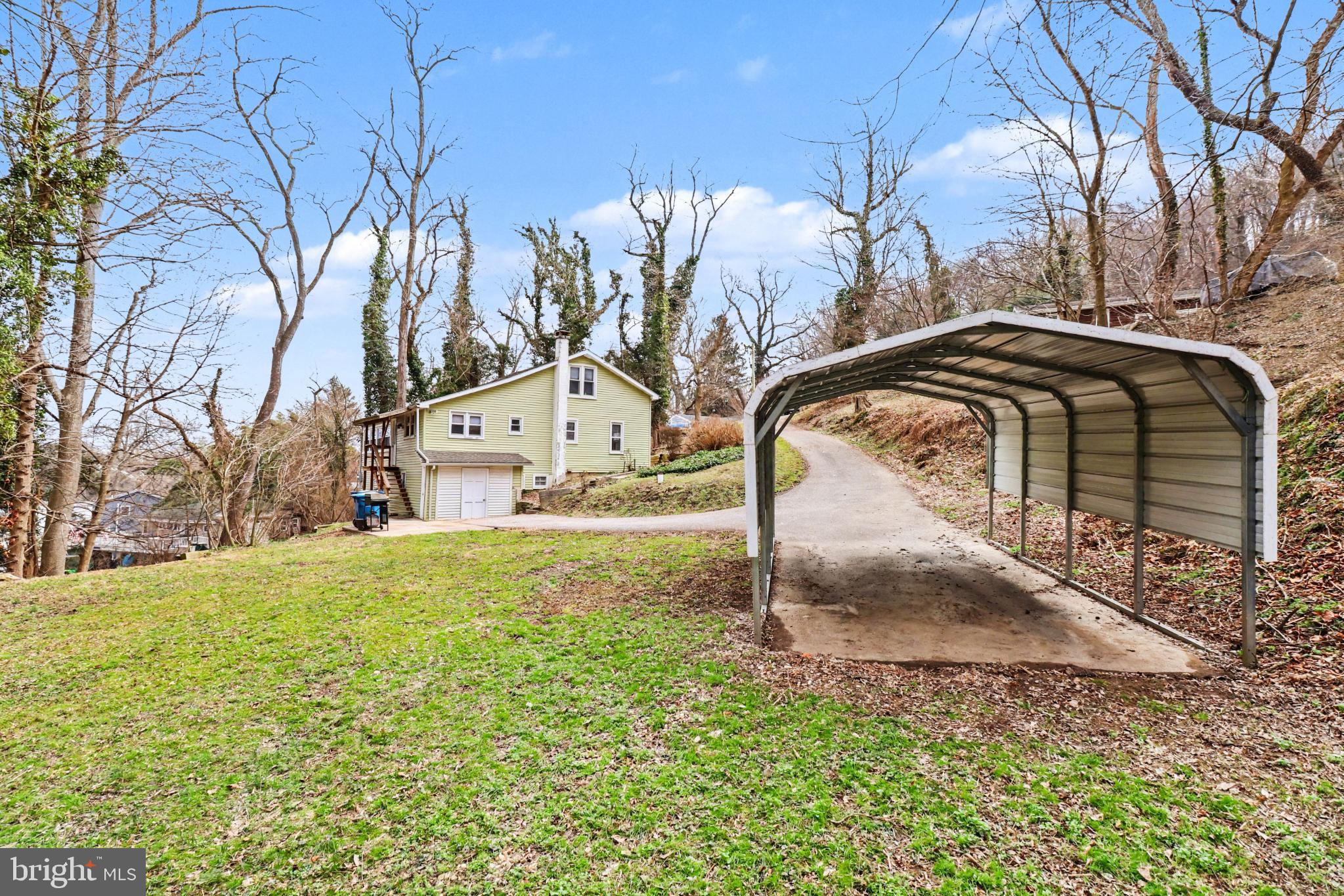 MURPHYS HOLLOW - Residential