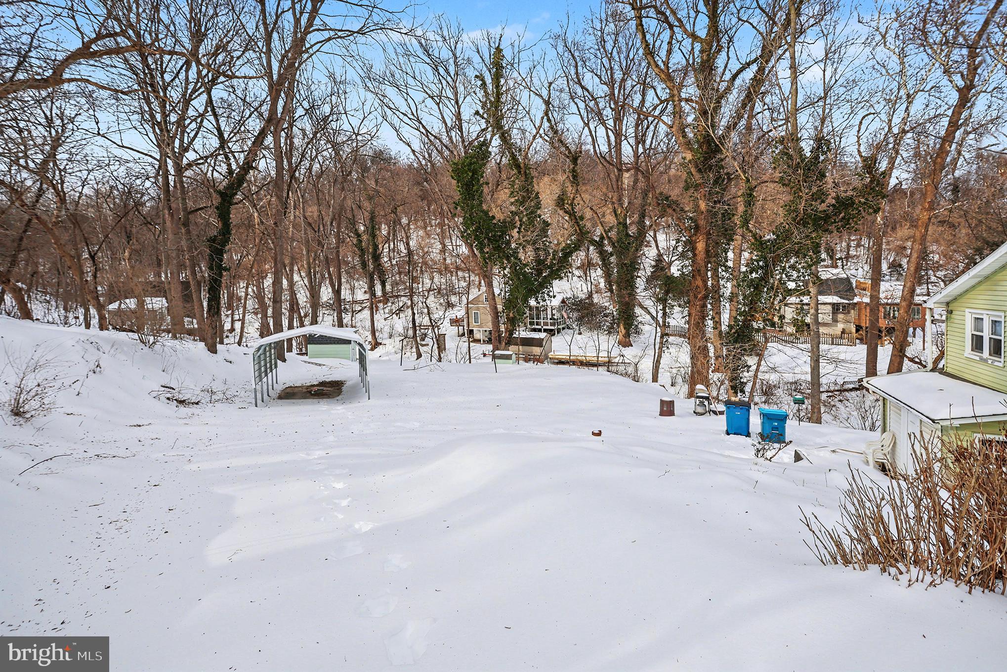 MURPHYS HOLLOW - Residential