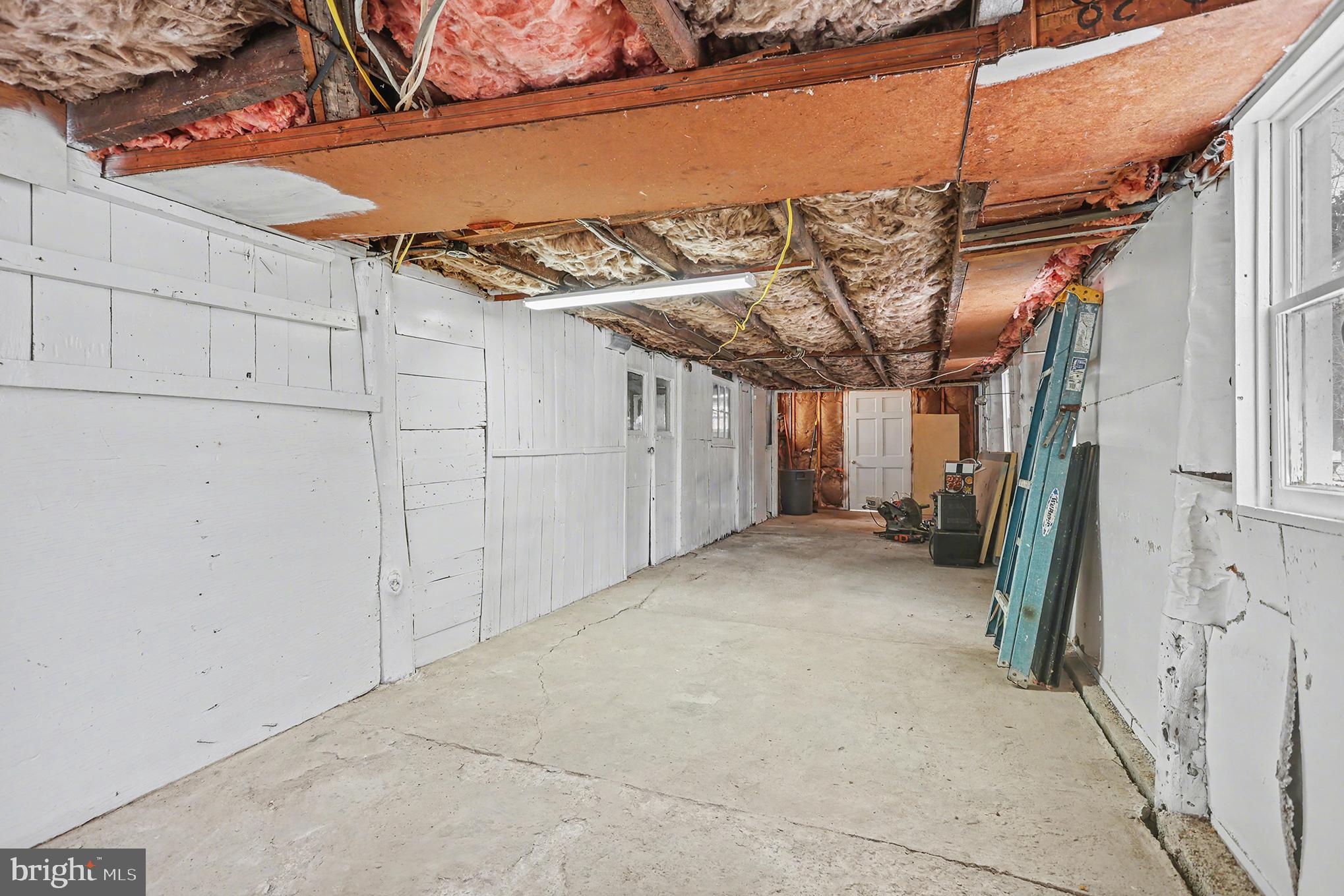 MURPHYS HOLLOW - Residential