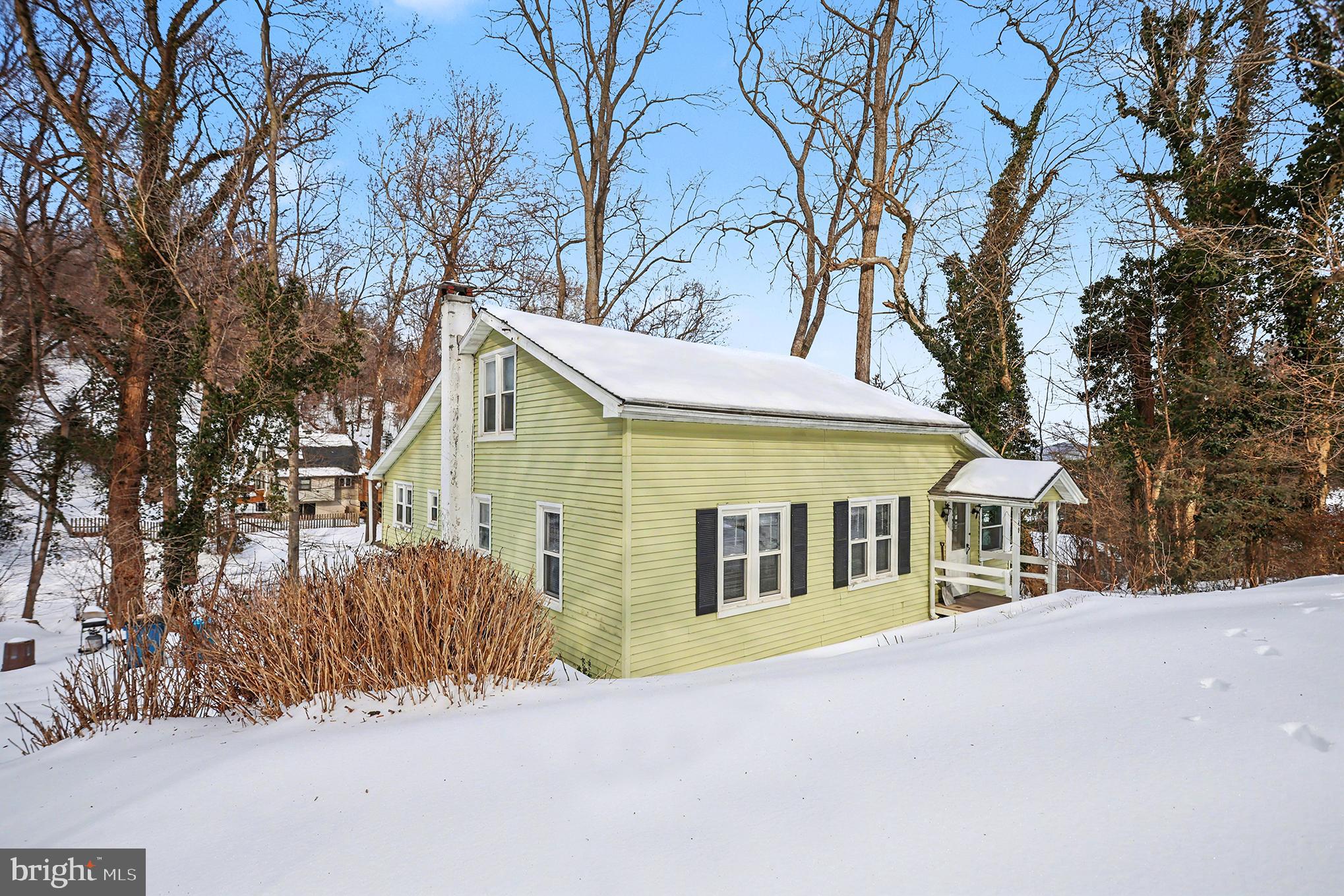 MURPHYS HOLLOW - Residential