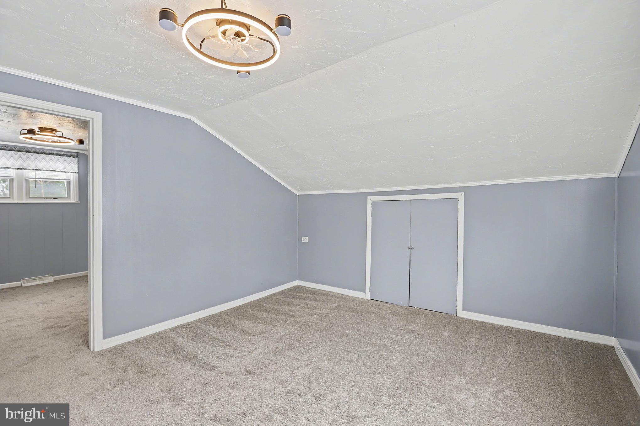 MURPHYS HOLLOW - Residential