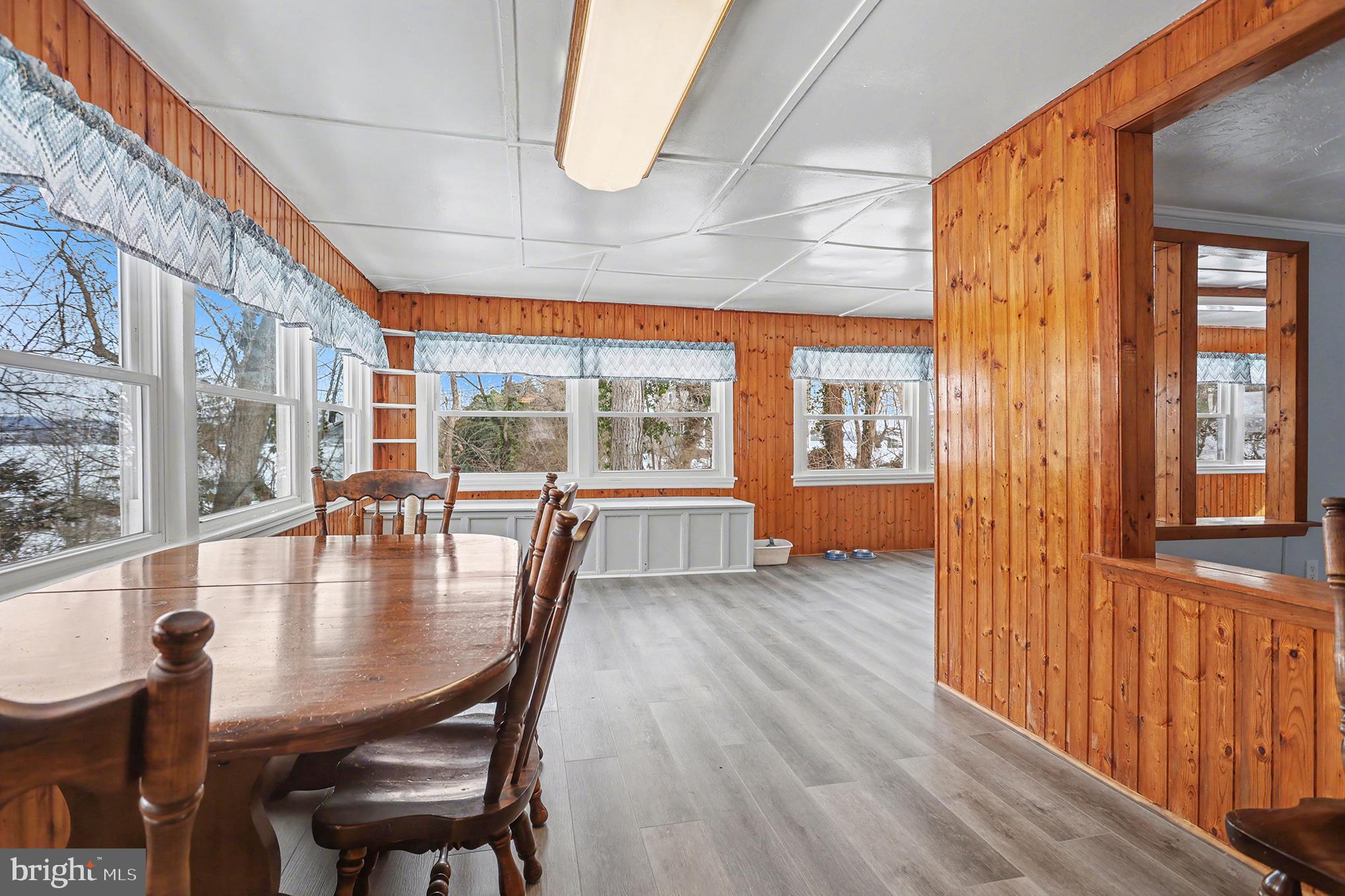 MURPHYS HOLLOW - Residential