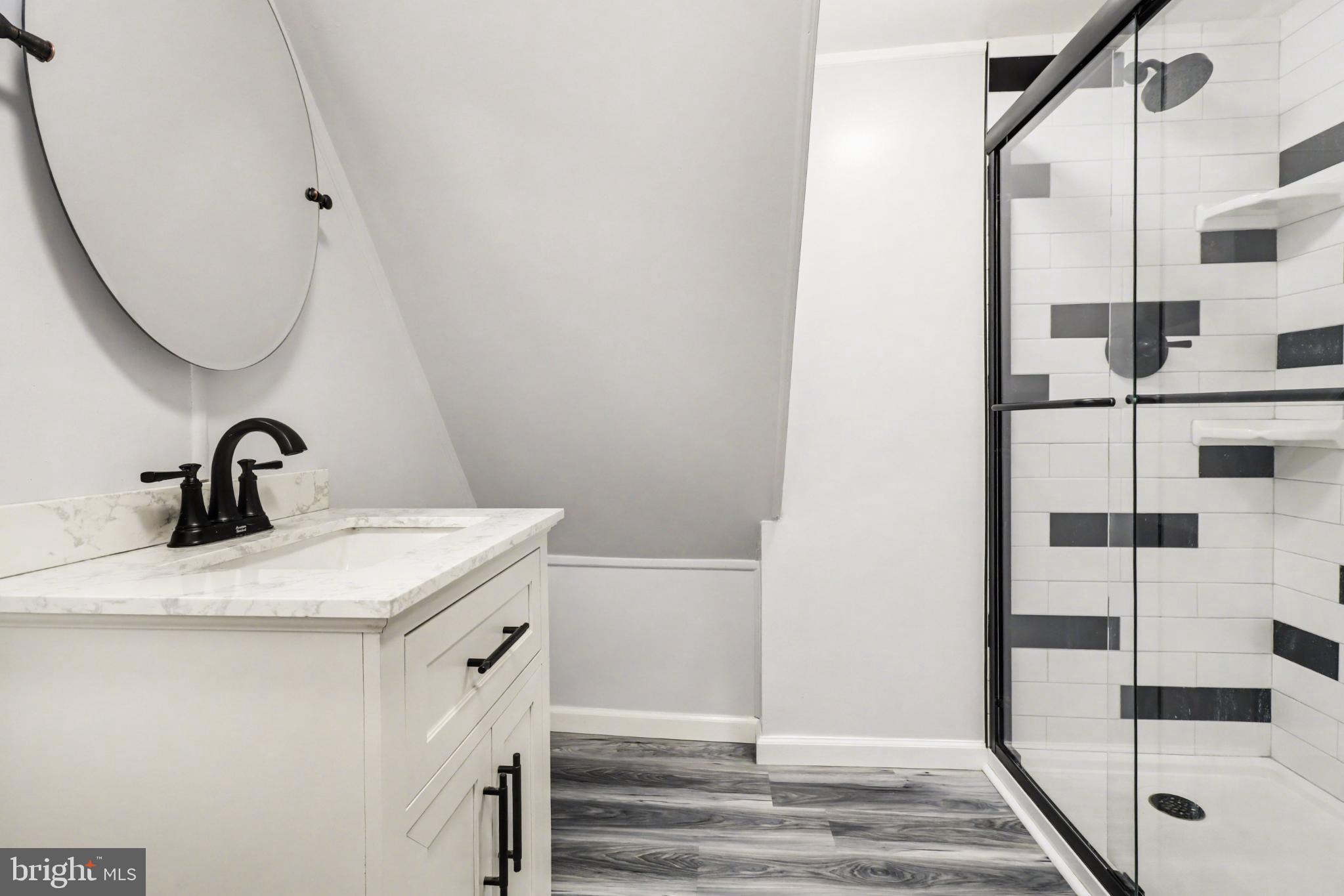 MURPHYS HOLLOW - Residential