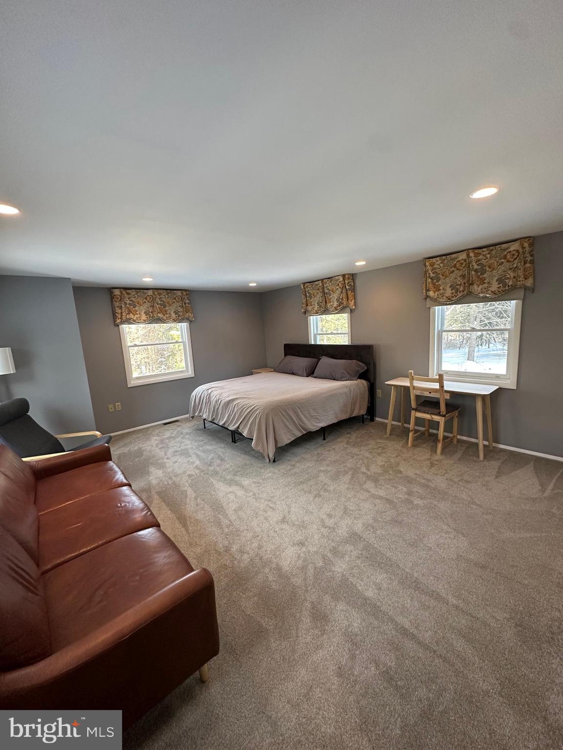 SPRUCE HILL ACRES - Residential