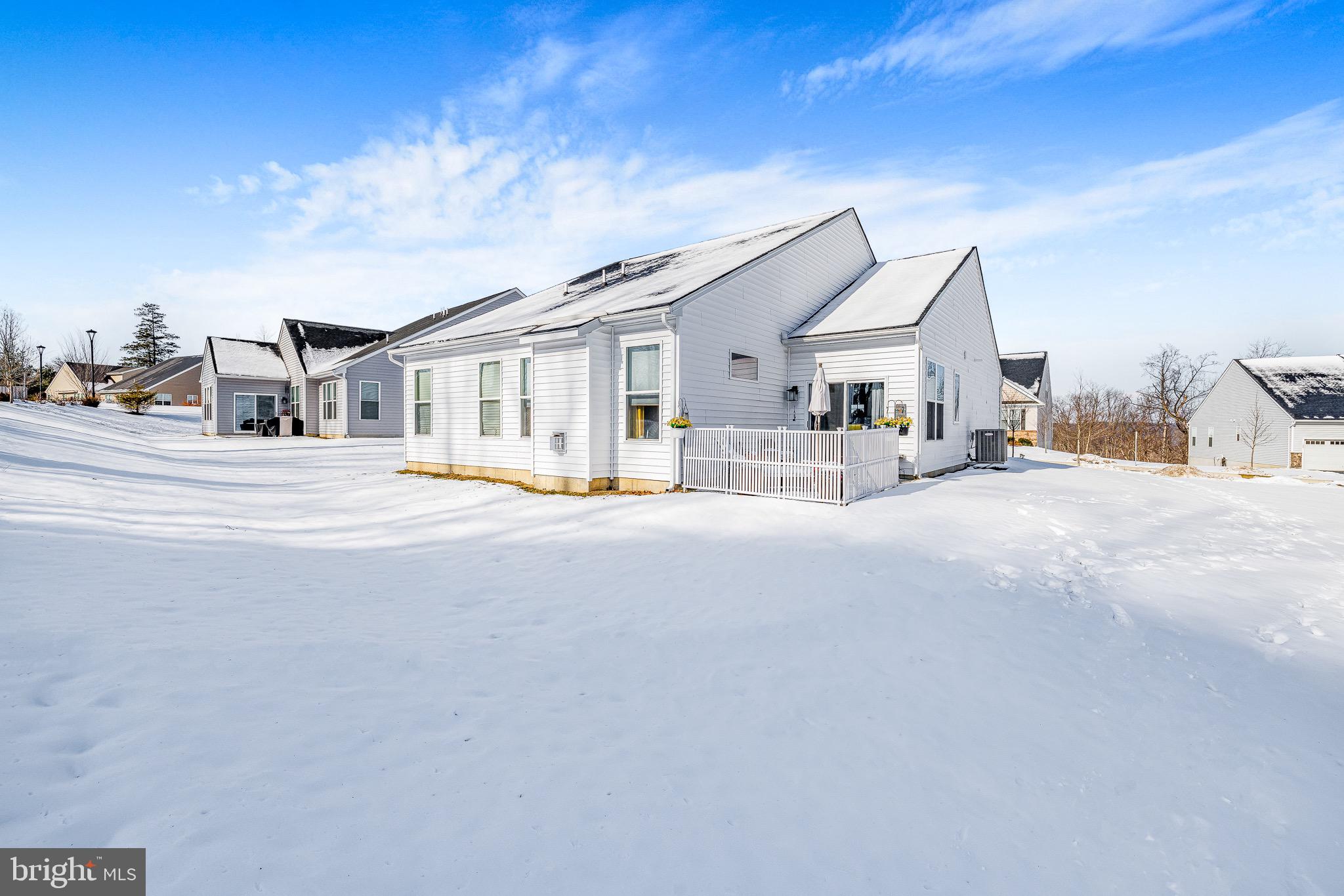 HILLVIEW - Residential