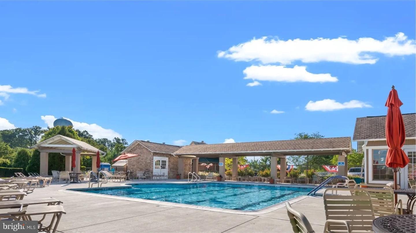 HILLVIEW - Residential