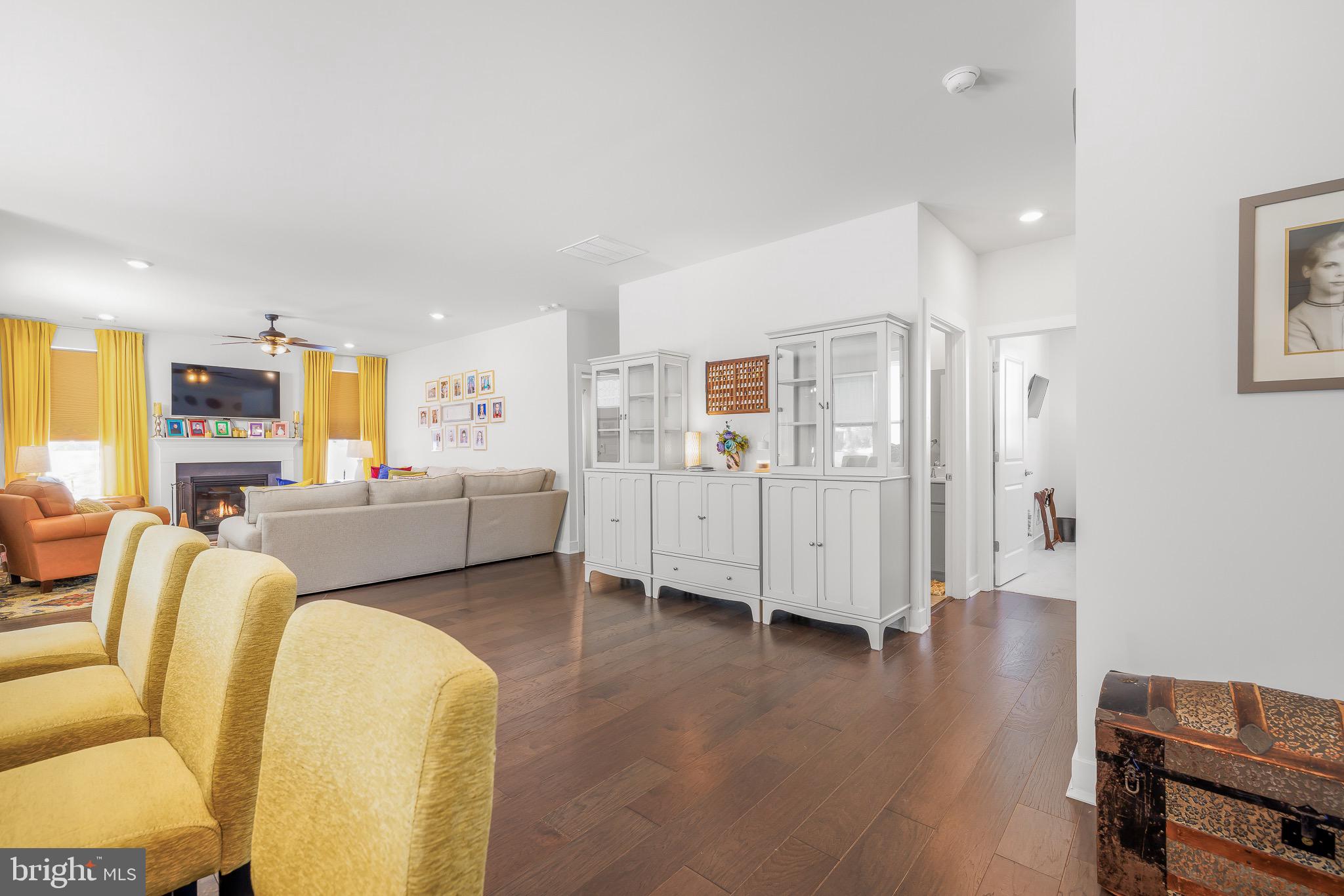 HILLVIEW - Residential