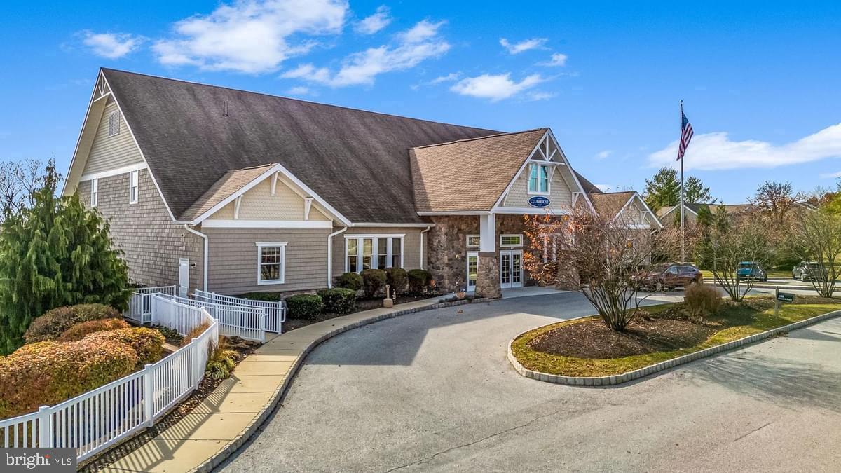 HILLVIEW - Residential