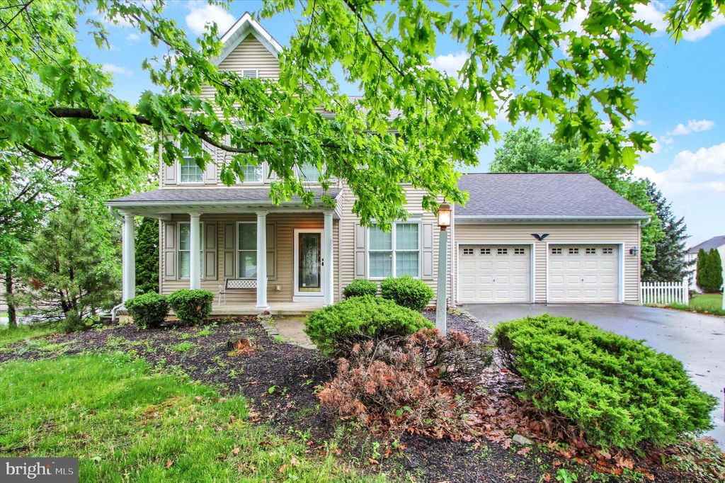 Photo of 201 Wolgemuth Drive, LANCASTER, PA 17602 (MLS # PALA2087056)