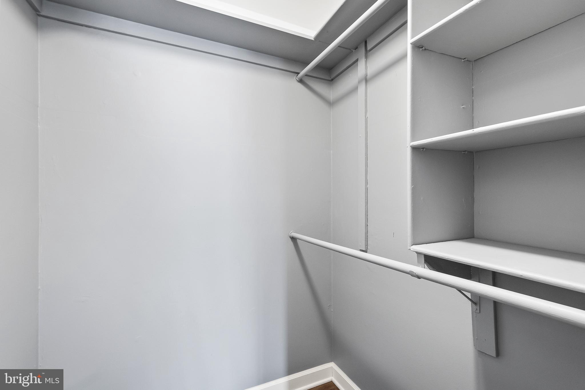 WOODLAKE TOWERS - Residential