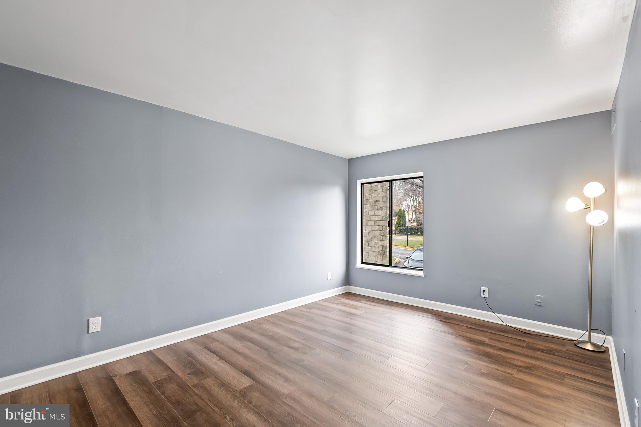 WOODLAKE TOWERS - Residential