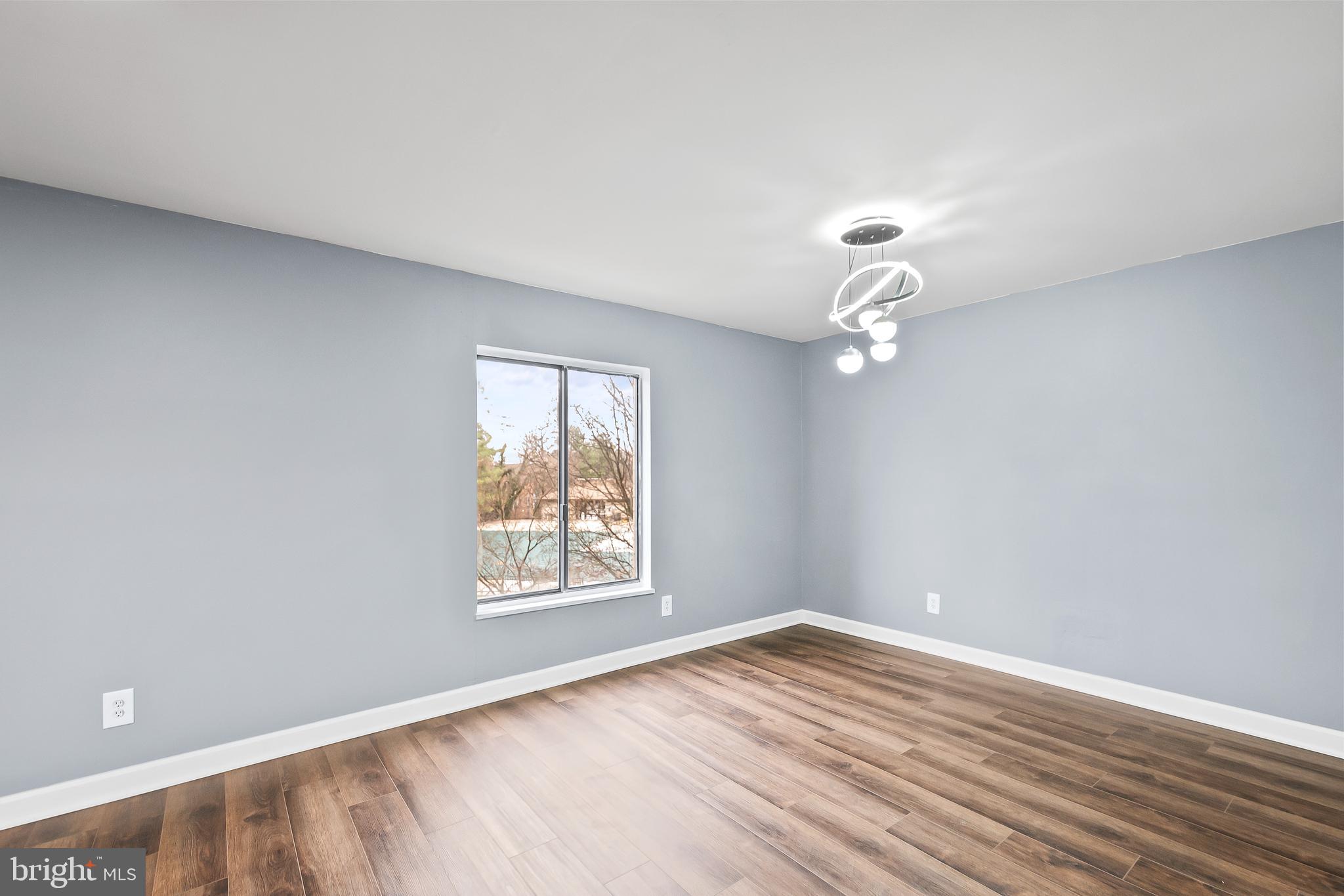 WOODLAKE TOWERS - Residential