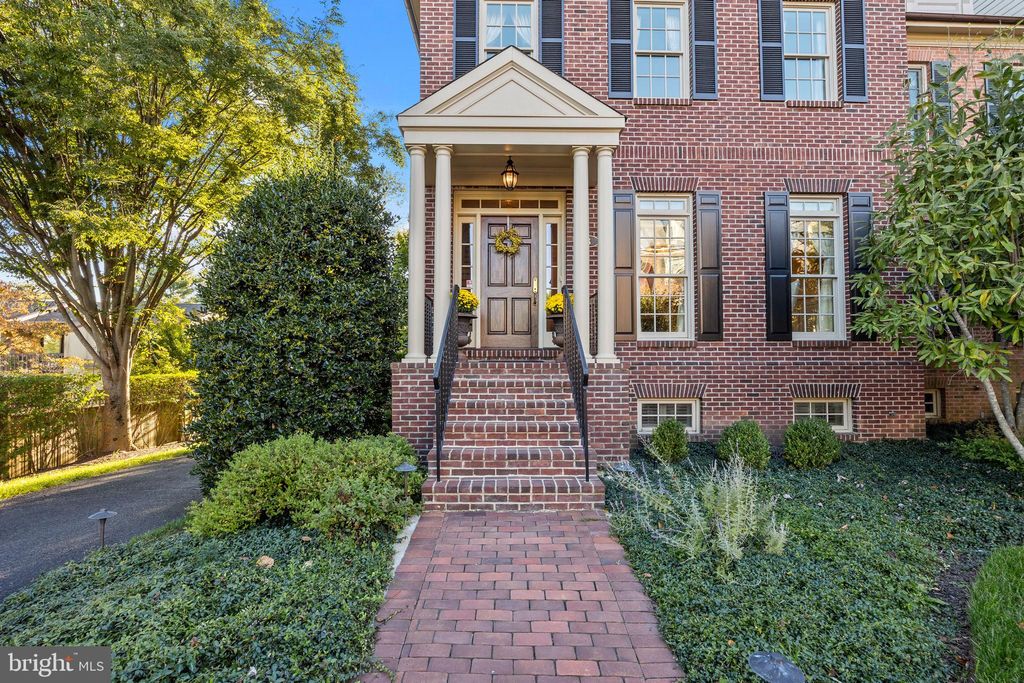 Photo of 8 Dunham Lane, NEWTOWN, PA 18940 (MLS # PABU2105498)