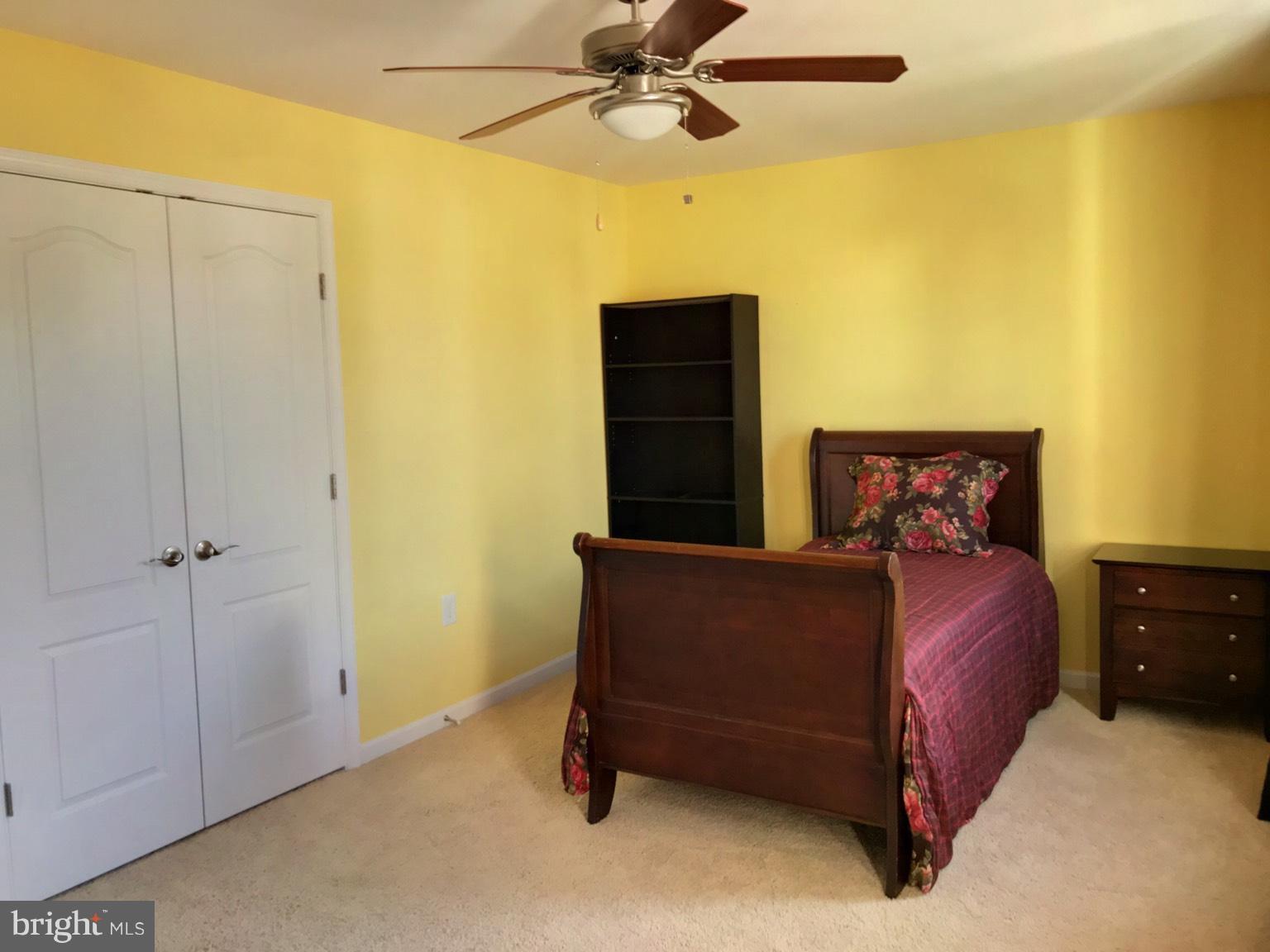 LAKELAND PLACE - Residential