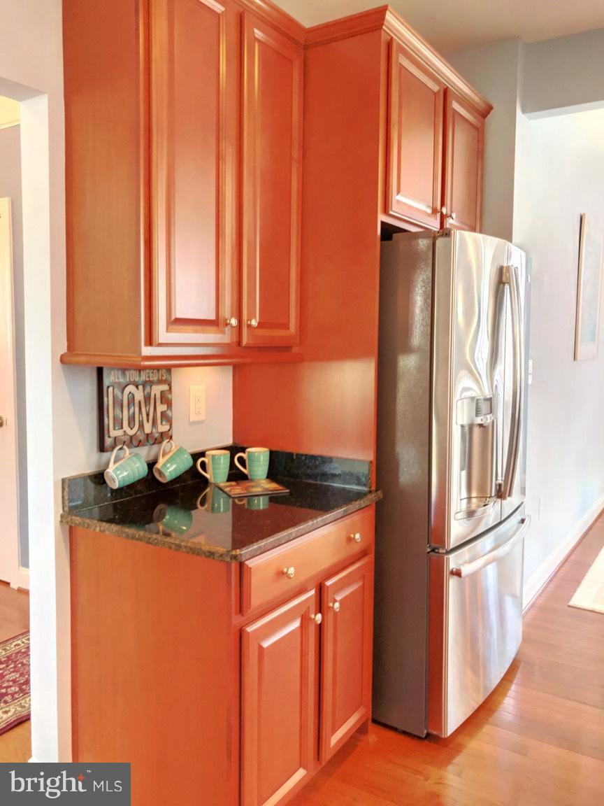 LAKELAND PLACE - Residential