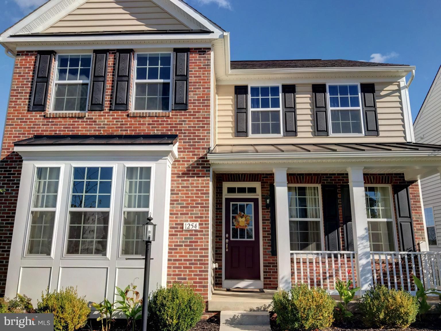 LAKELAND PLACE - Residential