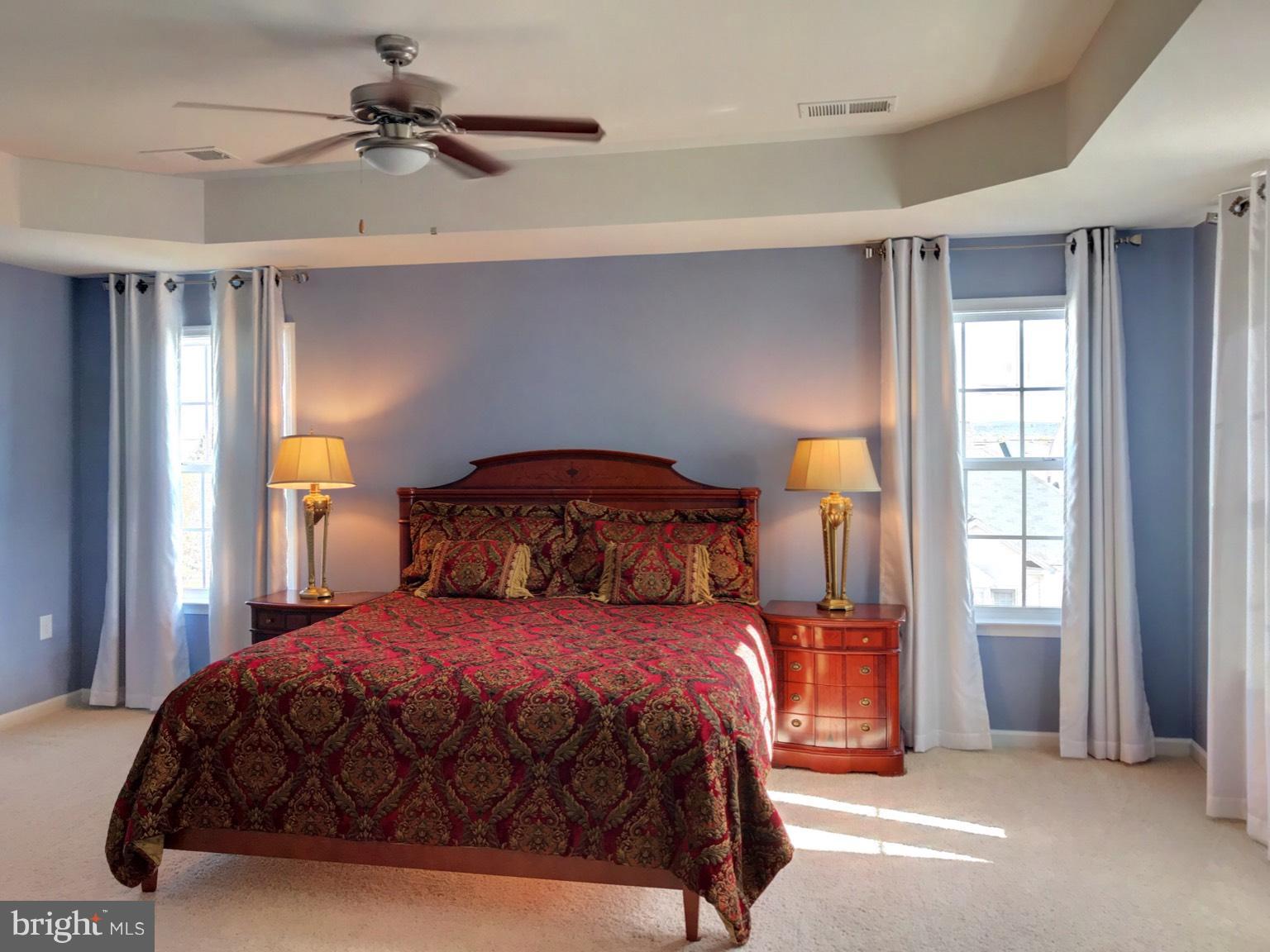 LAKELAND PLACE - Residential