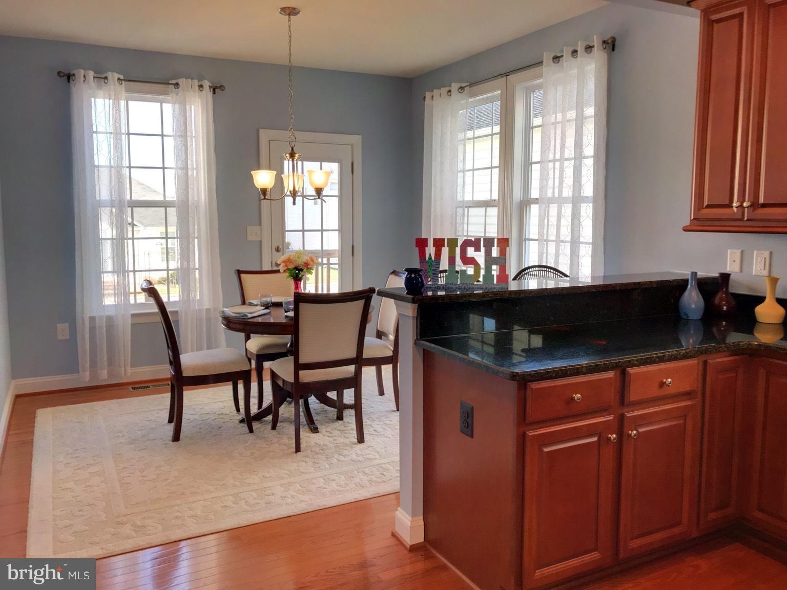 LAKELAND PLACE - Residential