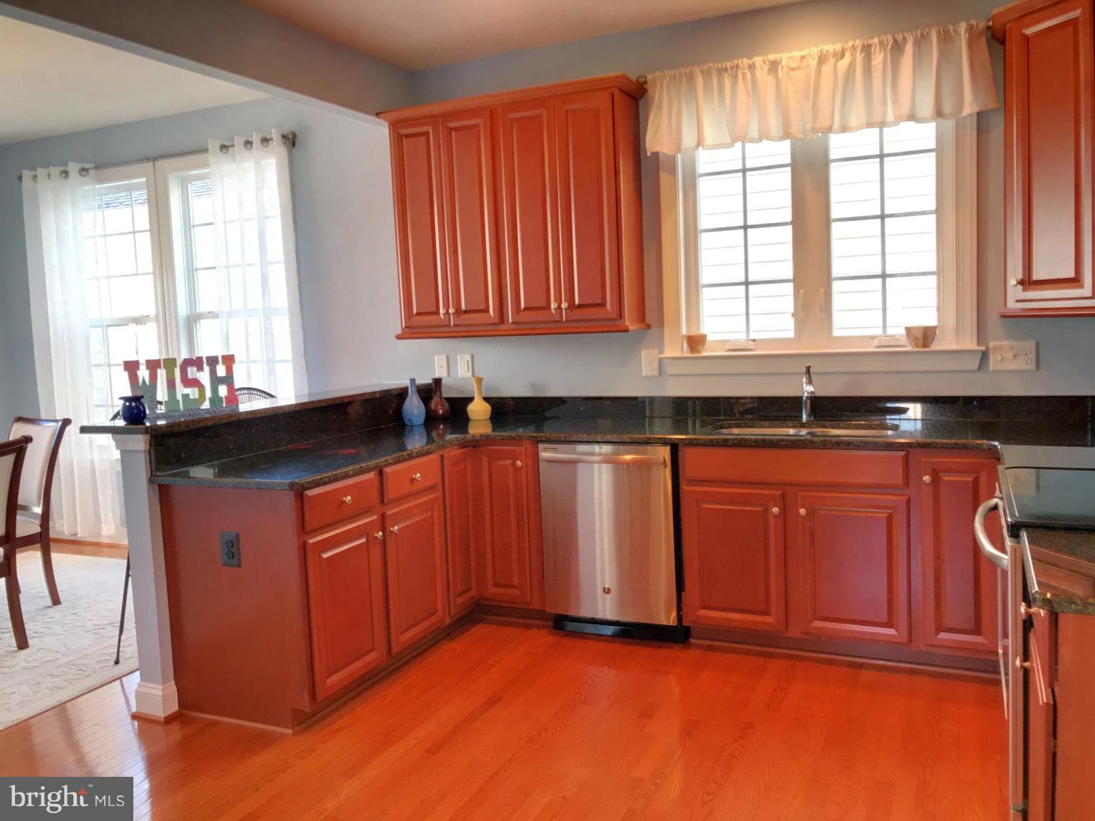 LAKELAND PLACE - Residential