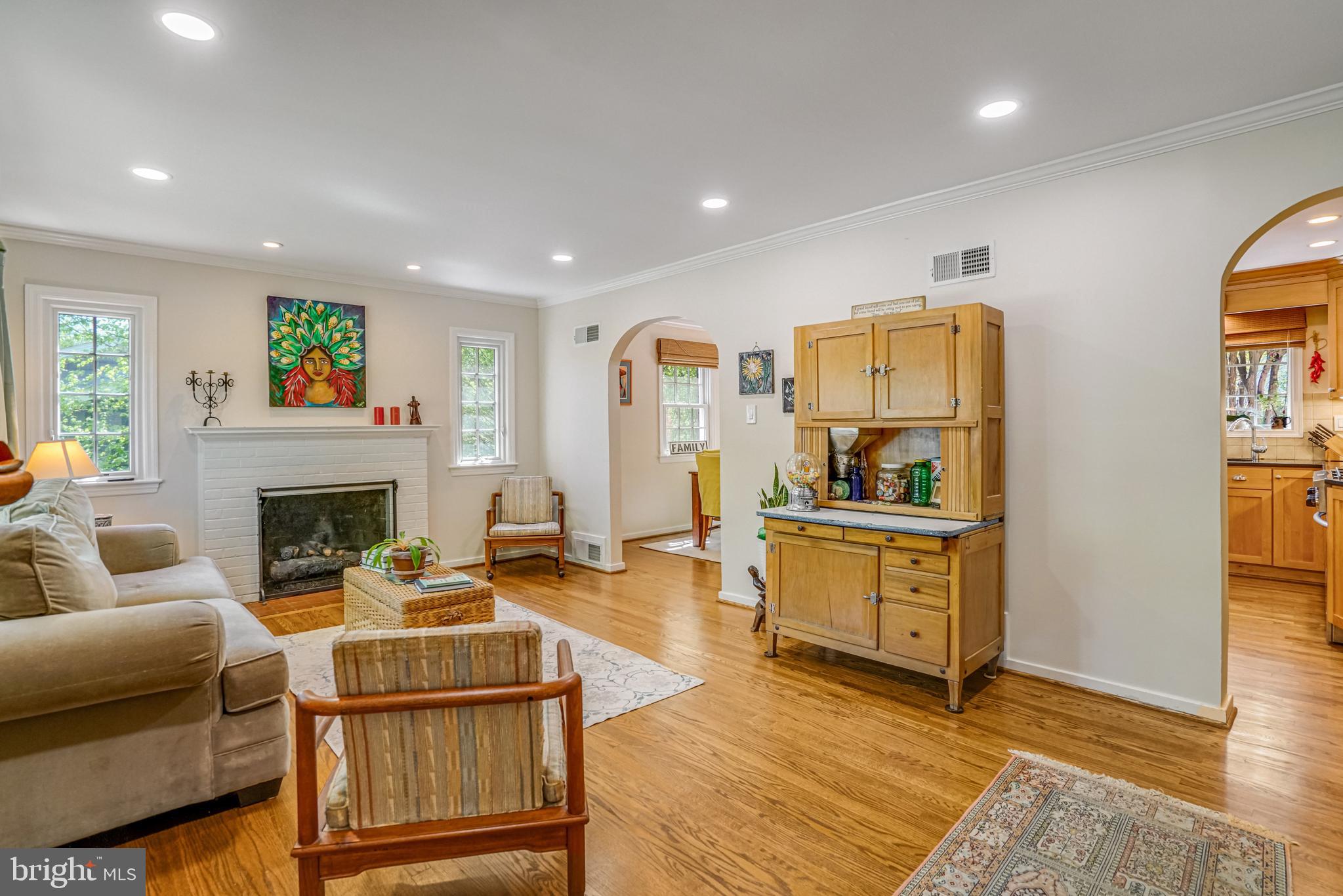 BUCKNELL MANOR - Residential