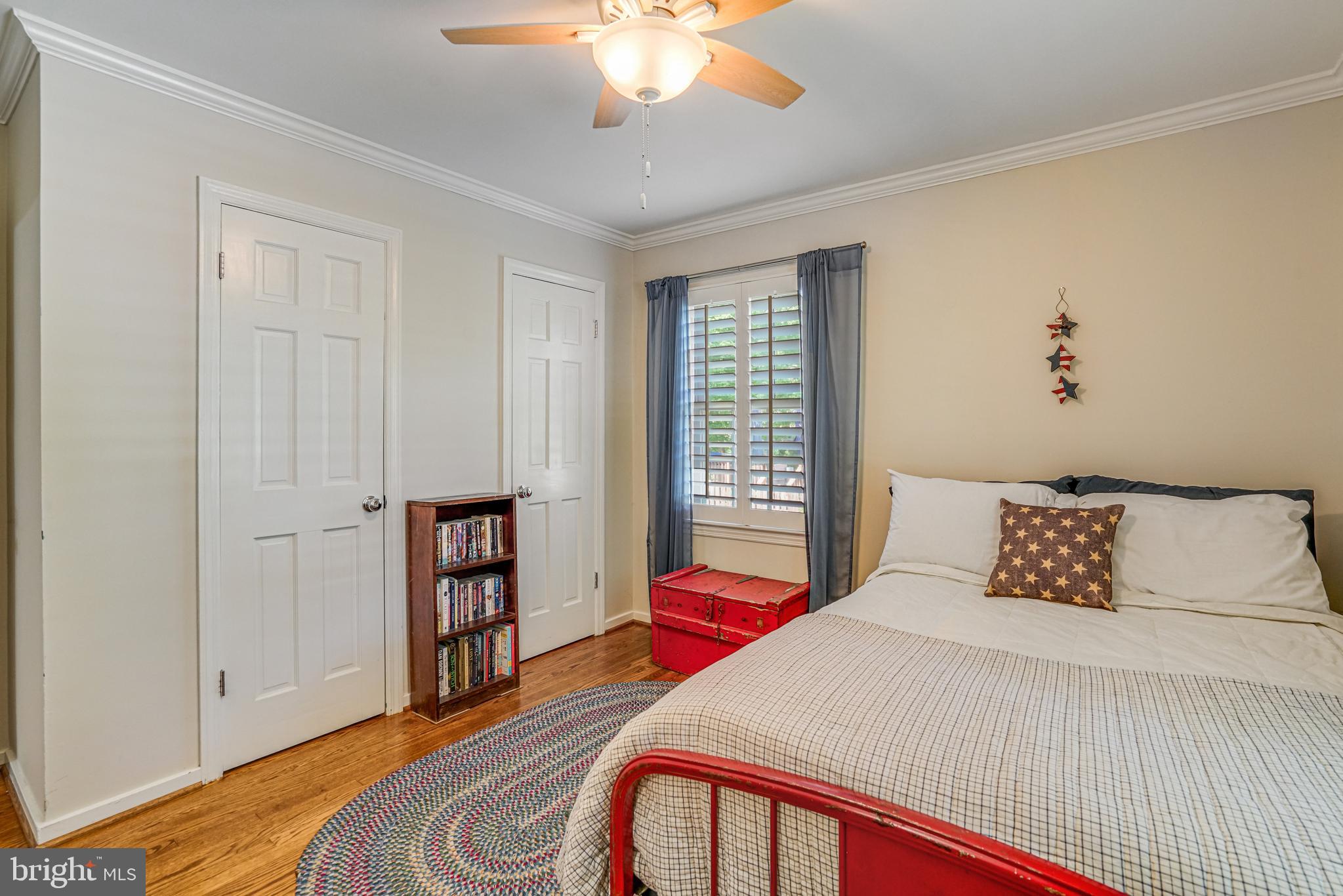 BUCKNELL MANOR - Residential