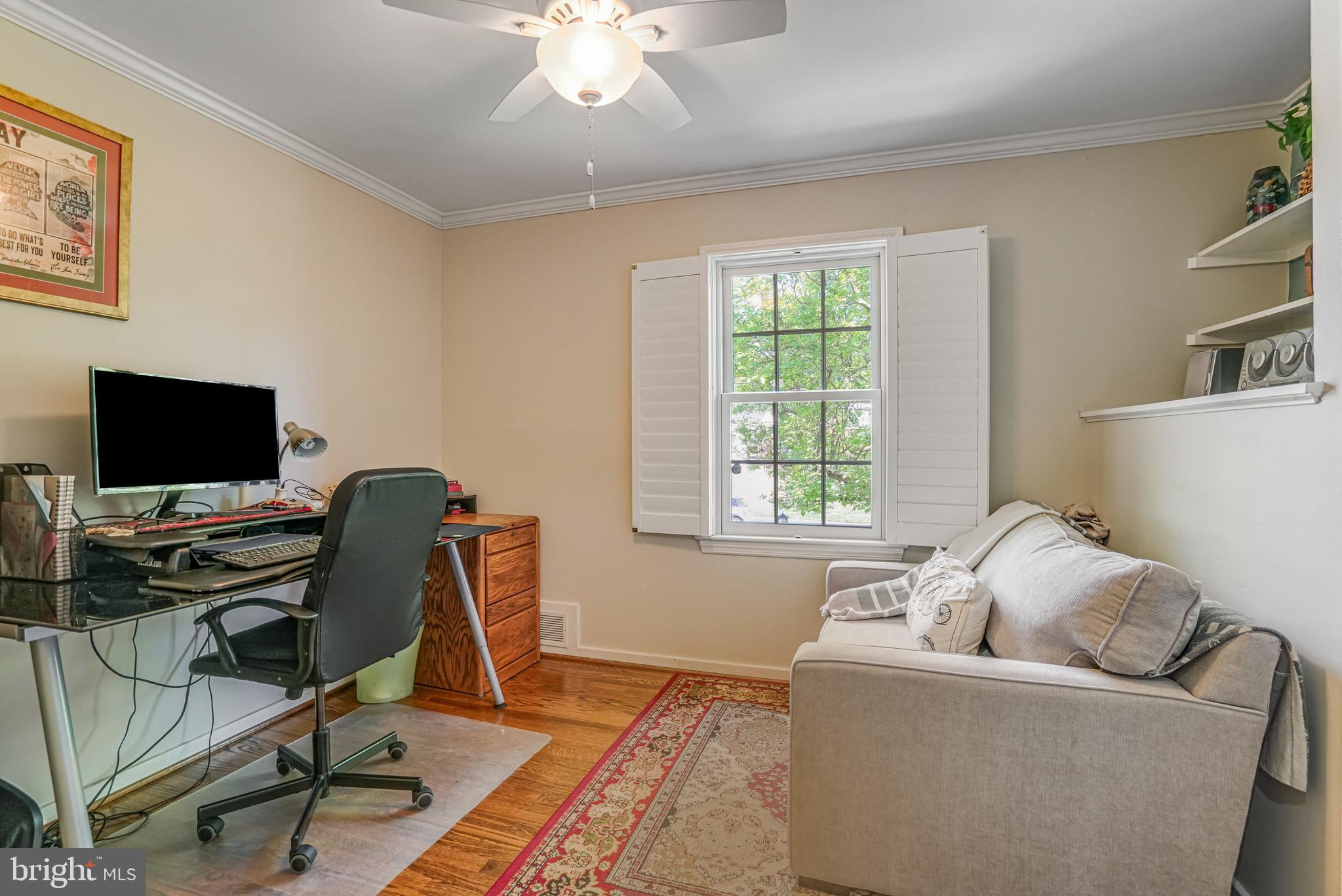 BUCKNELL MANOR - Residential