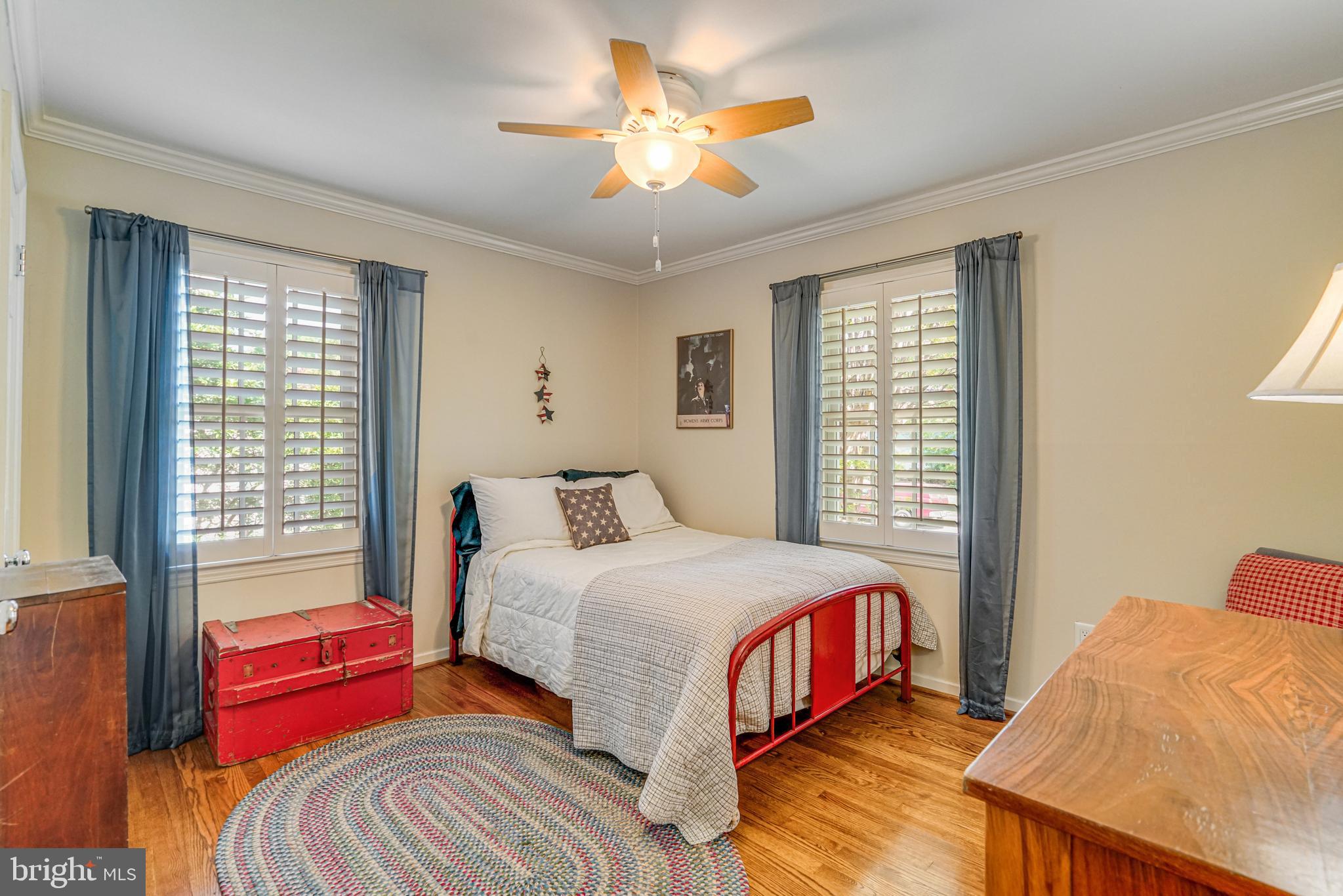 BUCKNELL MANOR - Residential