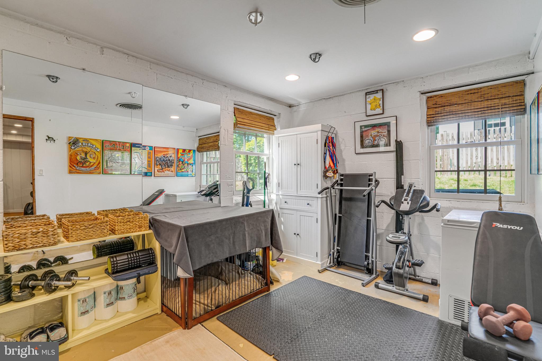 BUCKNELL MANOR - Residential