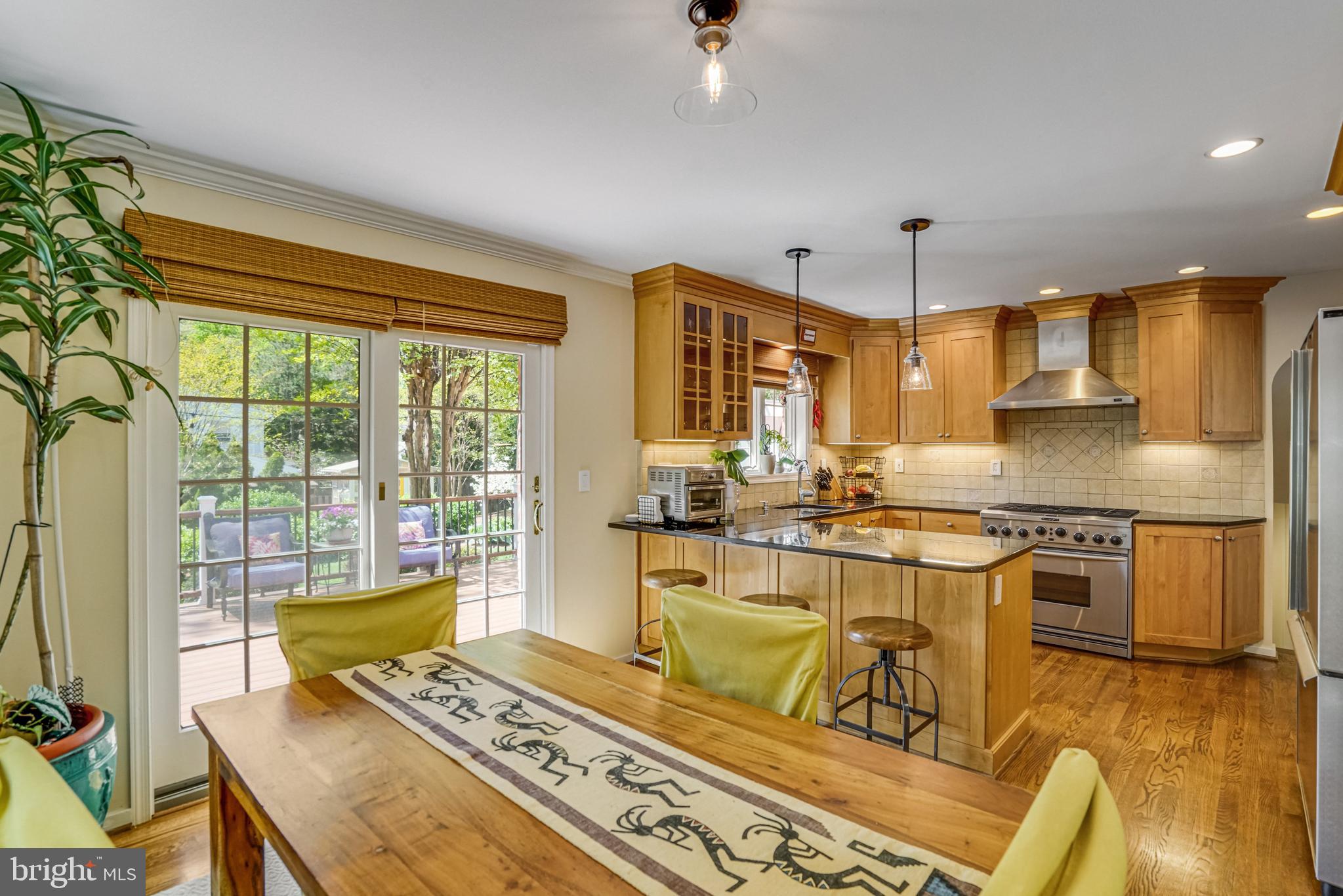 BUCKNELL MANOR - Residential