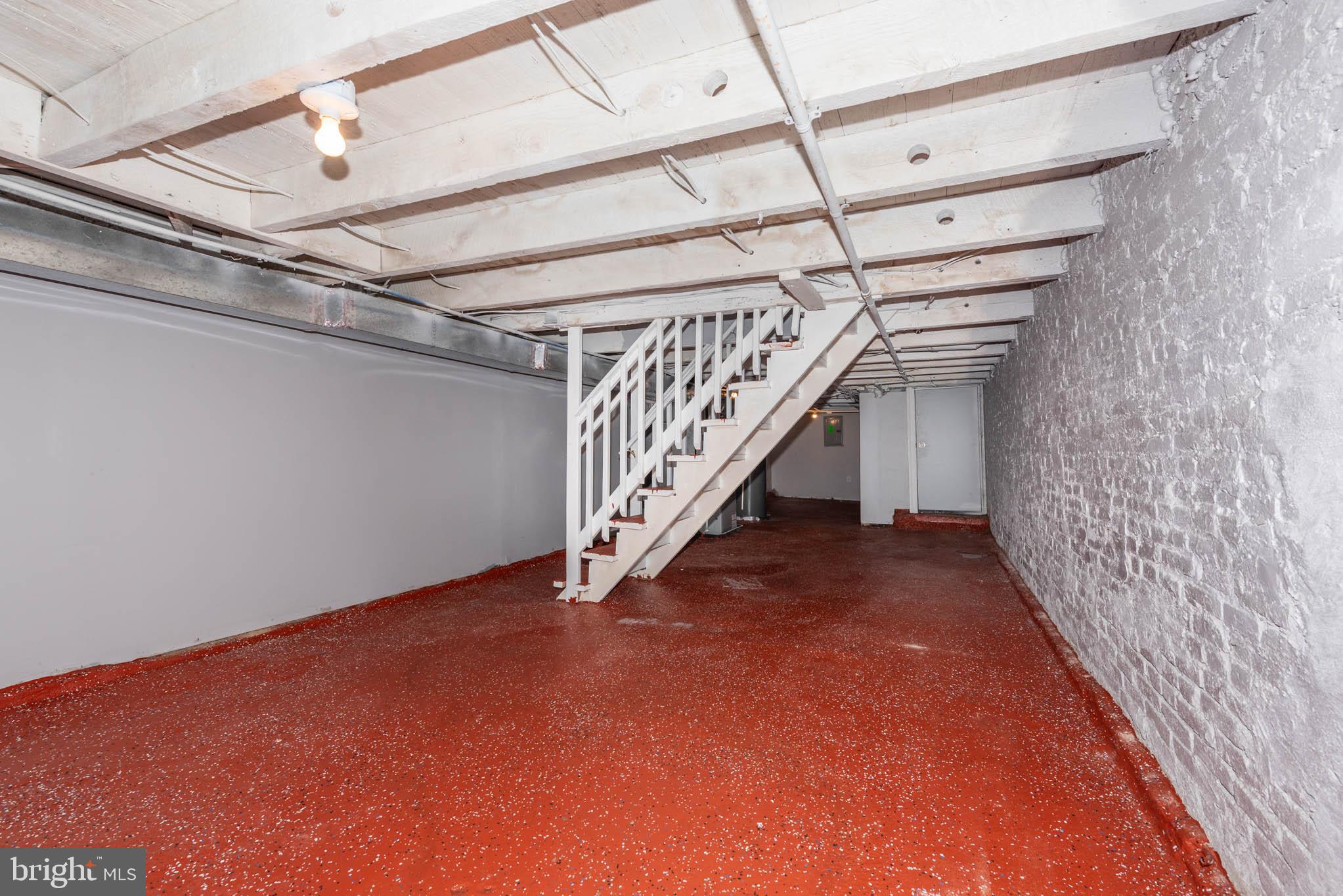 HARWOOD - Residential