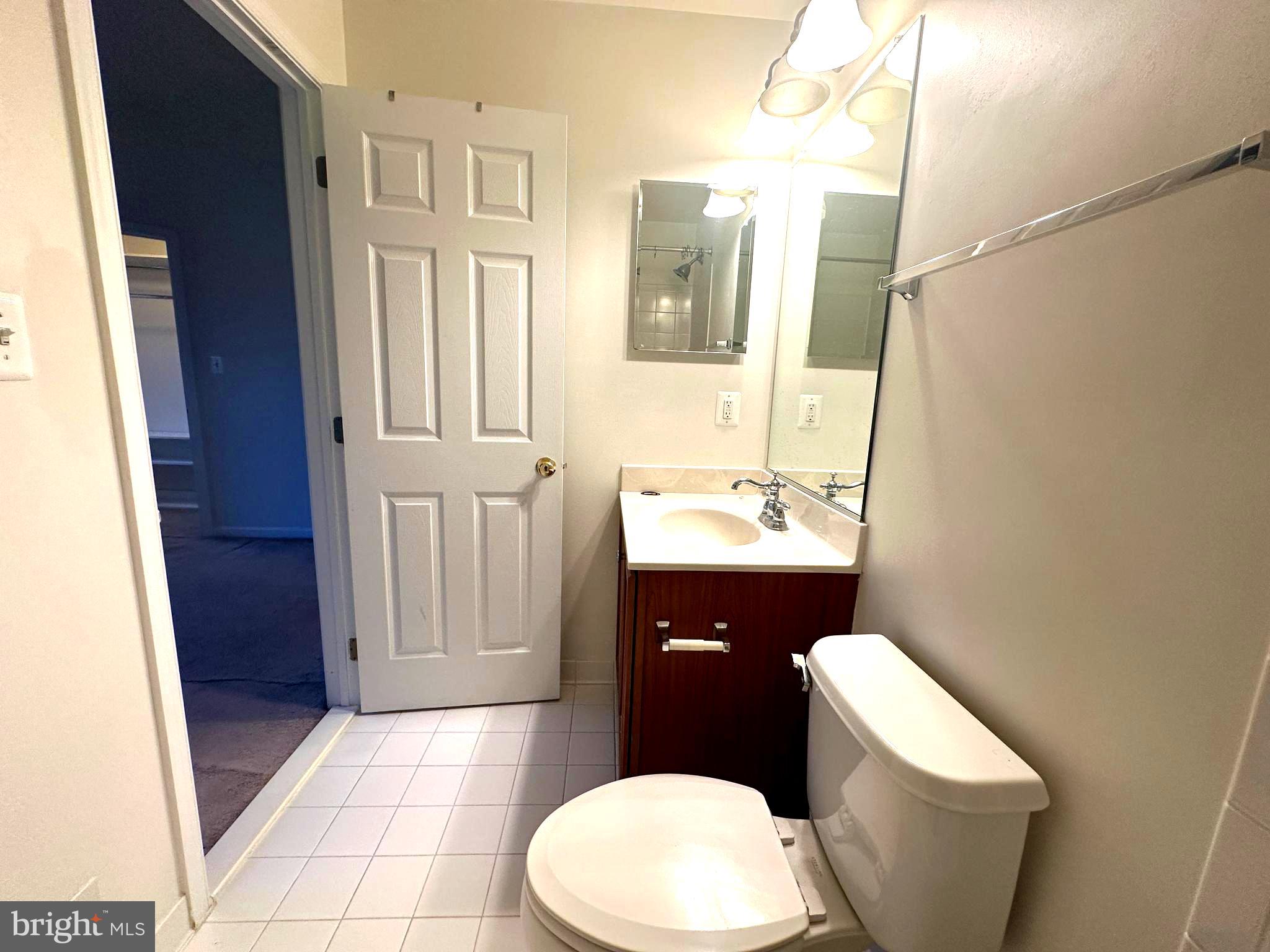 AMBERLEA AT SOUTH RIDING - Residential Lease