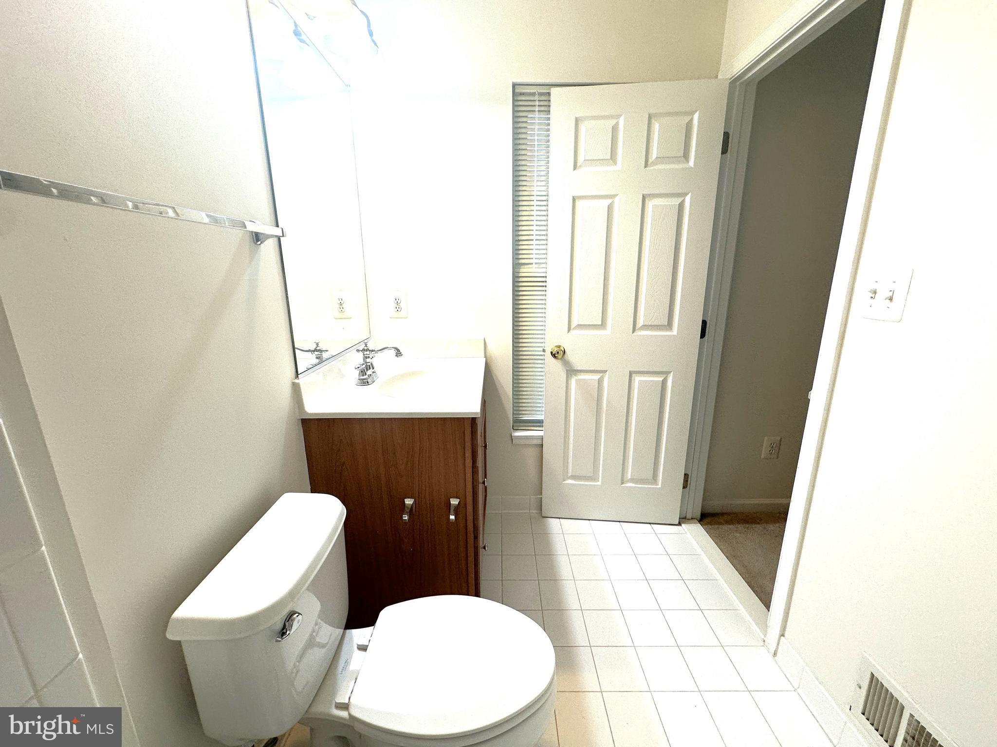 AMBERLEA AT SOUTH RIDING - Residential Lease