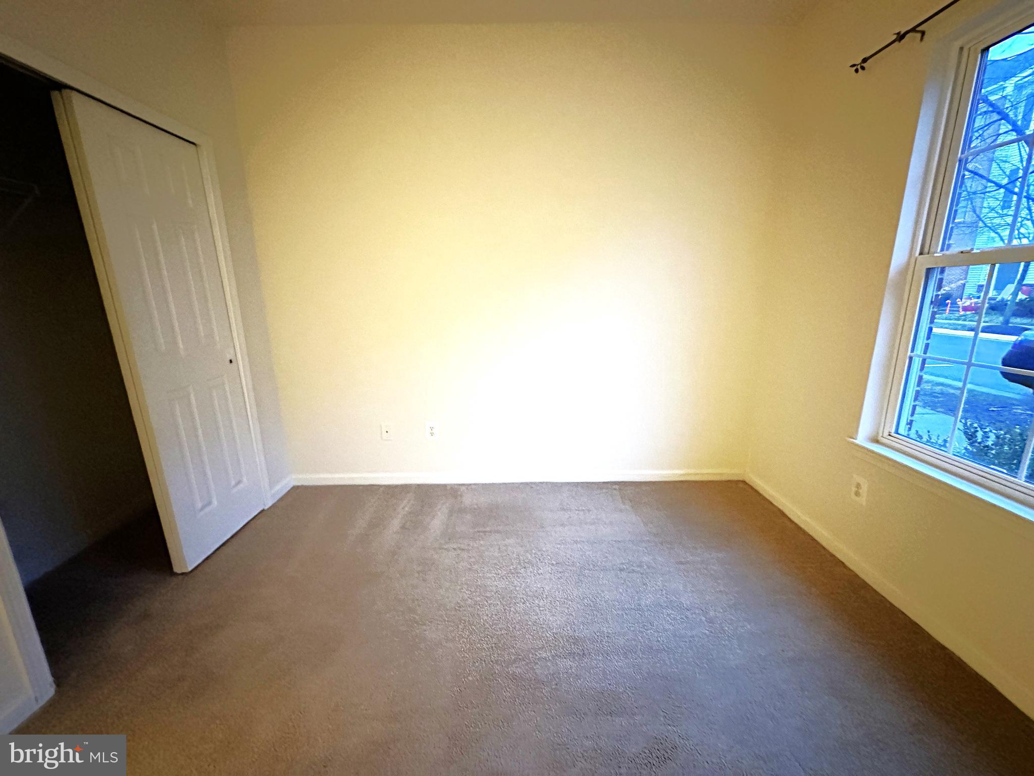 AMBERLEA AT SOUTH RIDING - Residential Lease