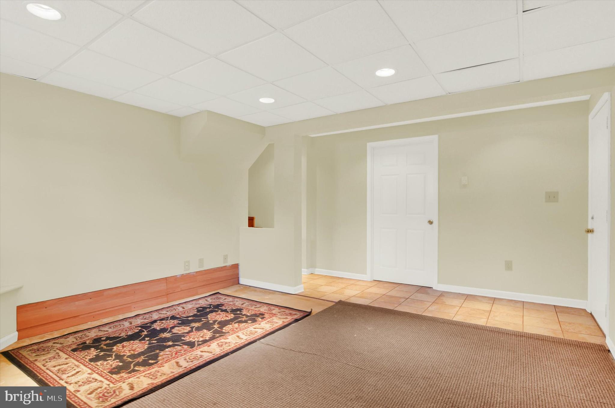 DEER PATH WOODS - Residential