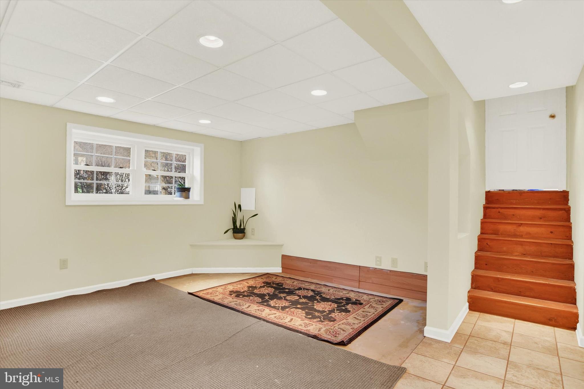 DEER PATH WOODS - Residential