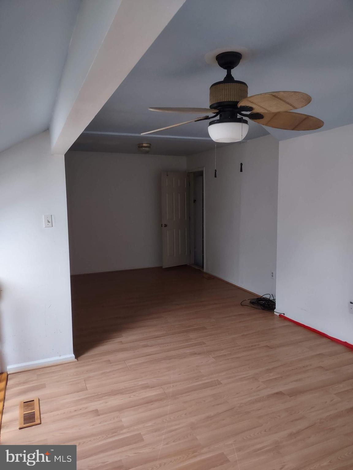 HAMPTON GREENS - Residential