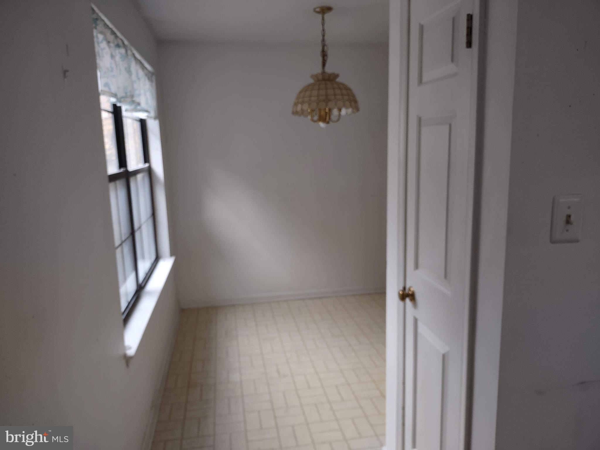 HAMPTON GREENS - Residential